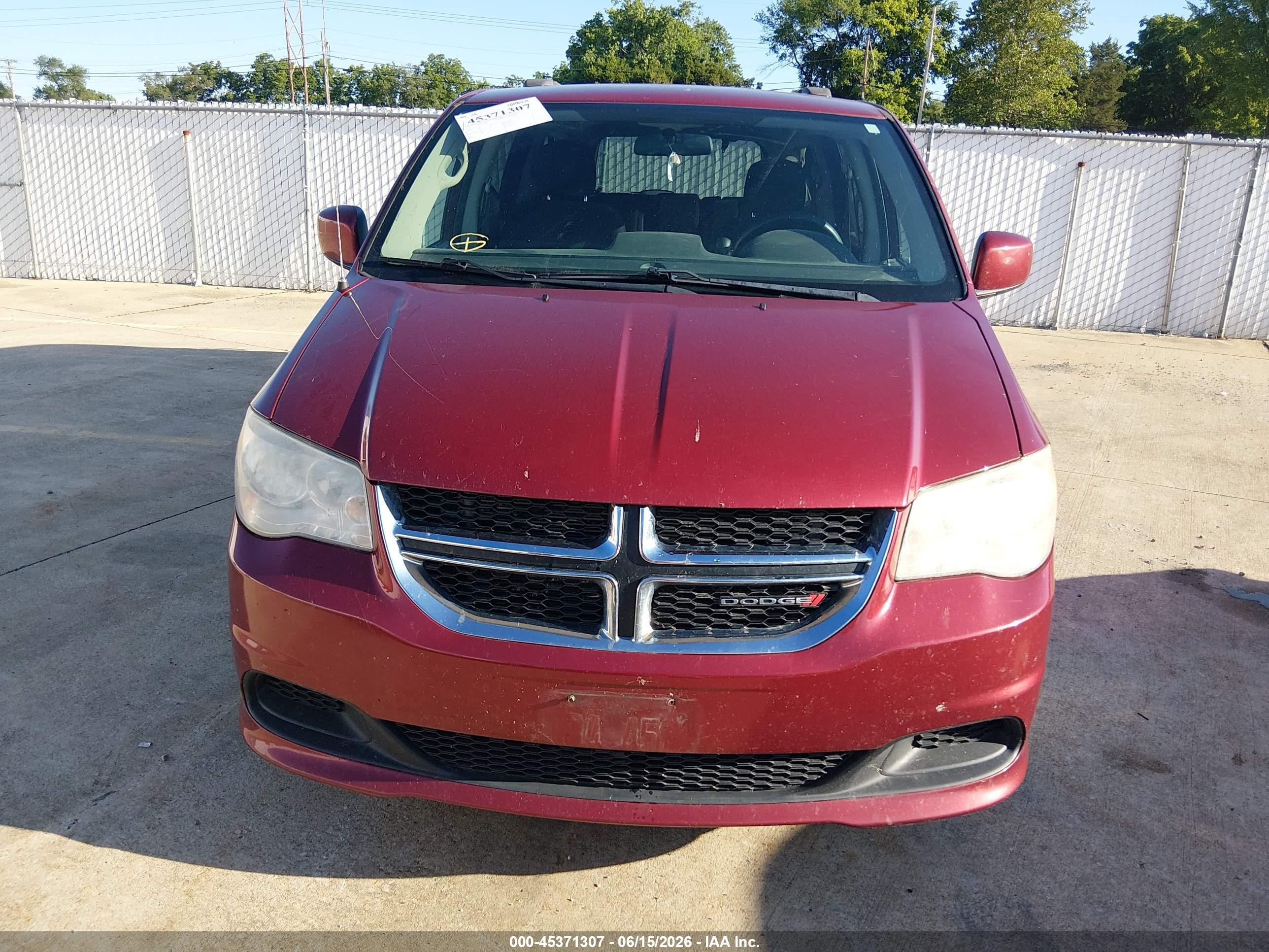 2014 Dodge Grand Caravan Sxt Red vin: 2C4RDGCG4ER263618