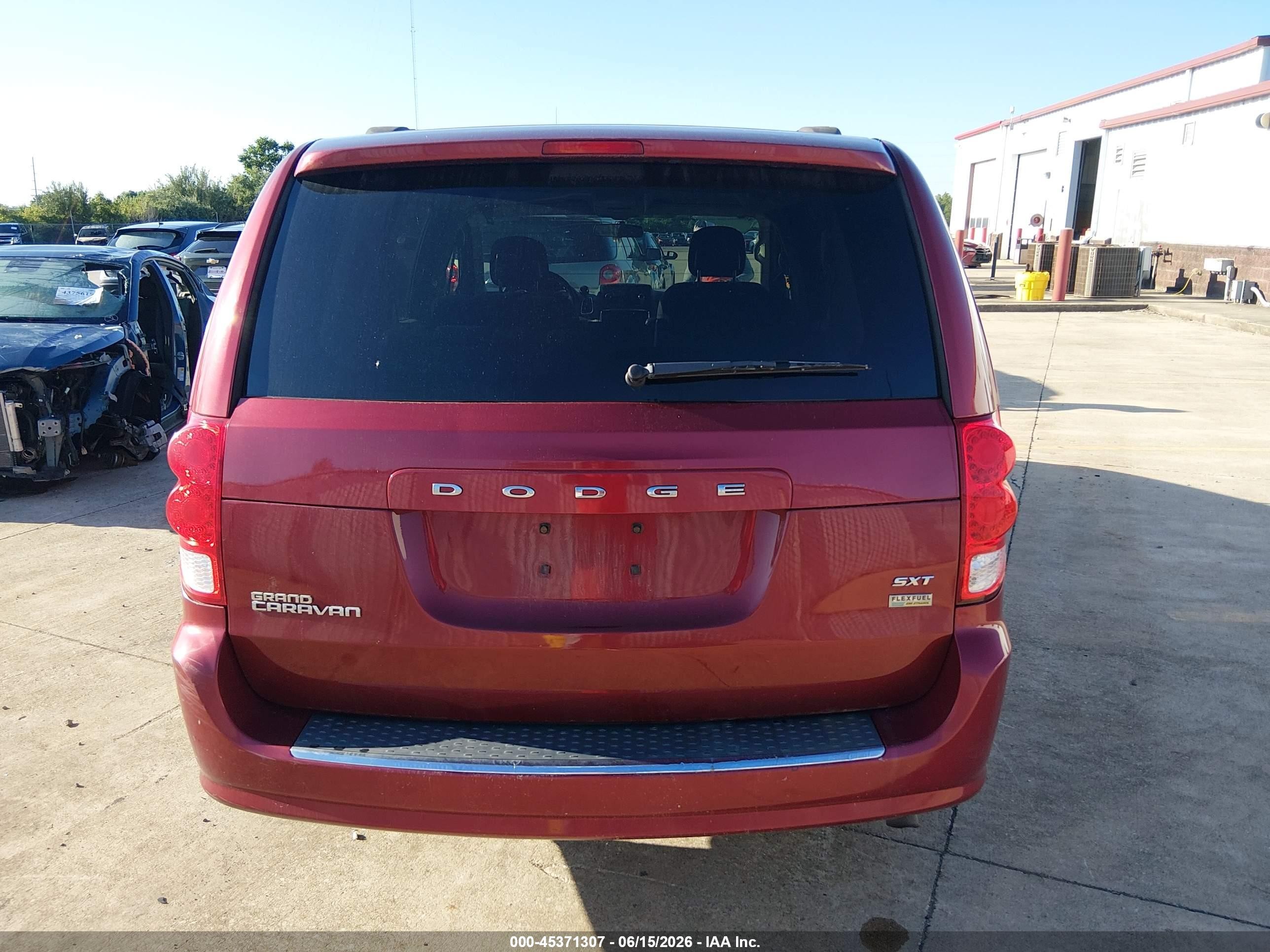 2014 Dodge Grand Caravan Sxt Red vin: 2C4RDGCG4ER263618