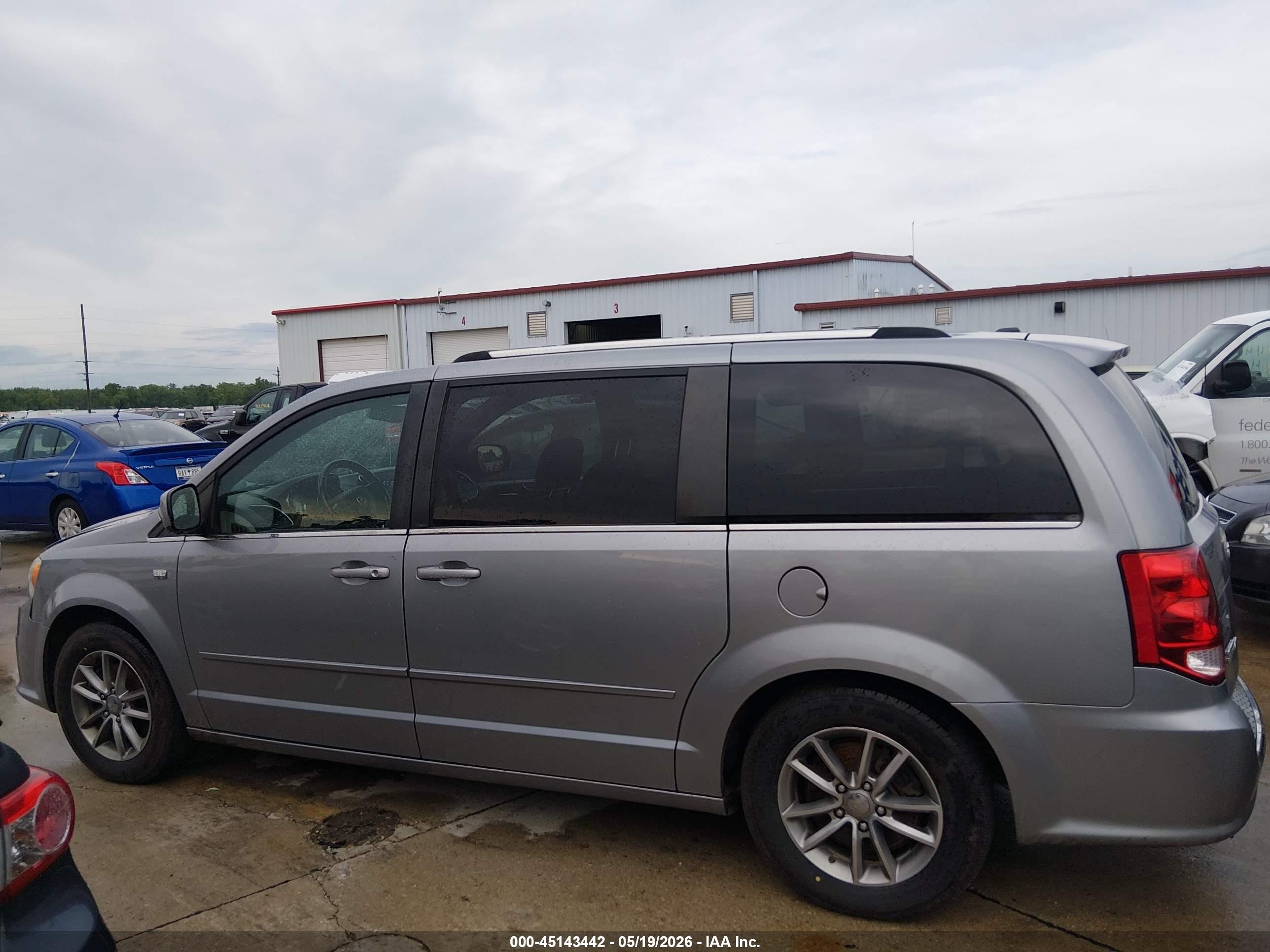 2014 Dodge Grand Caravan Sxt 30th Anniversary Gray vin: 2C4RDGCG4ER275929
