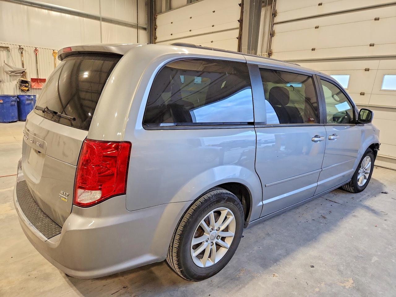 2014 Dodge Grand Caravan Sxt Silver vin: 2C4RDGCG4ER388277