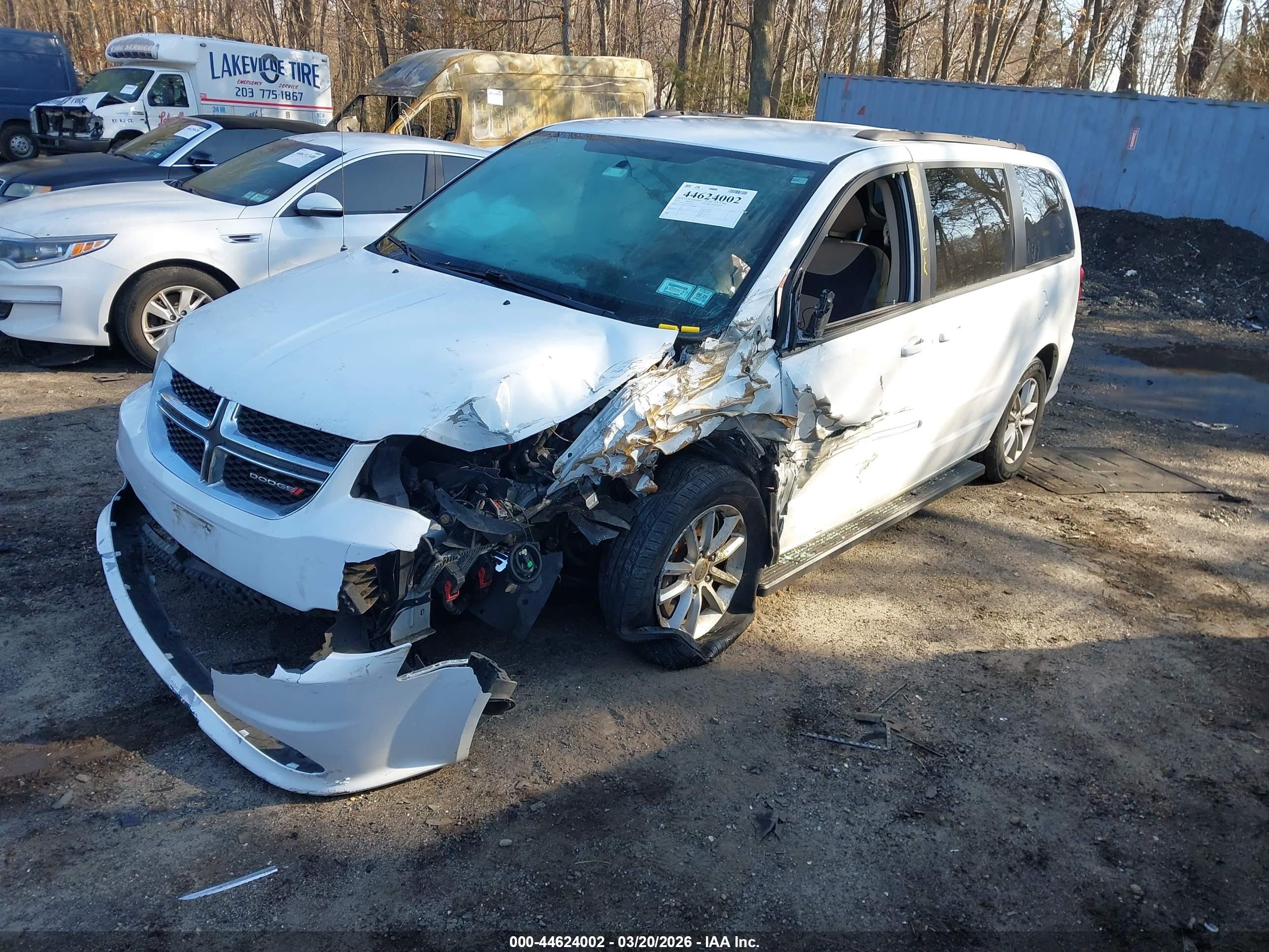 2014 Dodge Grand Caravan Sxt White vin: 2C4RDGCG4ER425327