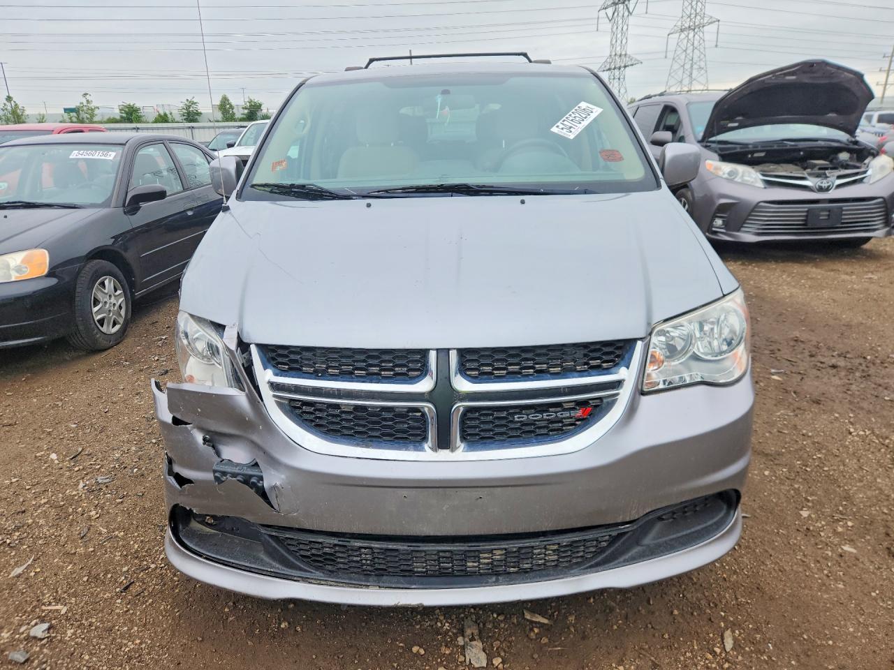 2015 Dodge Grand Caravan Sxt Silver vin: 2C4RDGCG4FR535778
