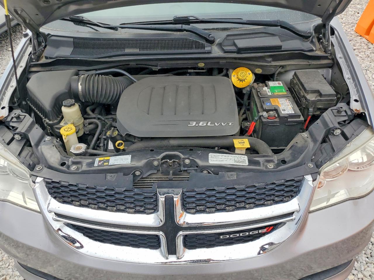 2015 Dodge Grand Caravan Sxt Silver vin: 2C4RDGCG4FR536252
