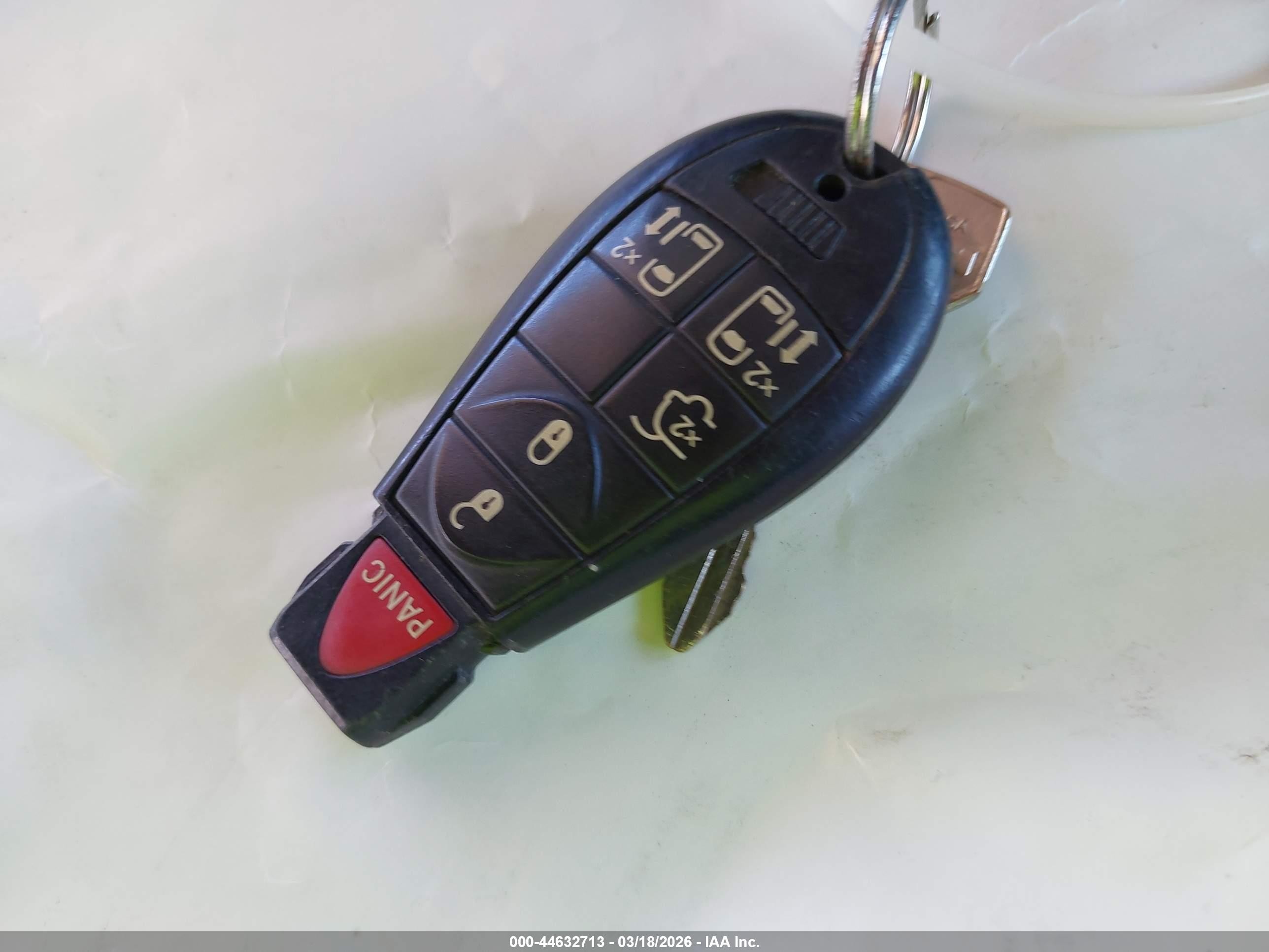 2015 Dodge Grand Caravan Sxt Серый vin: 2C4RDGCG4FR556016