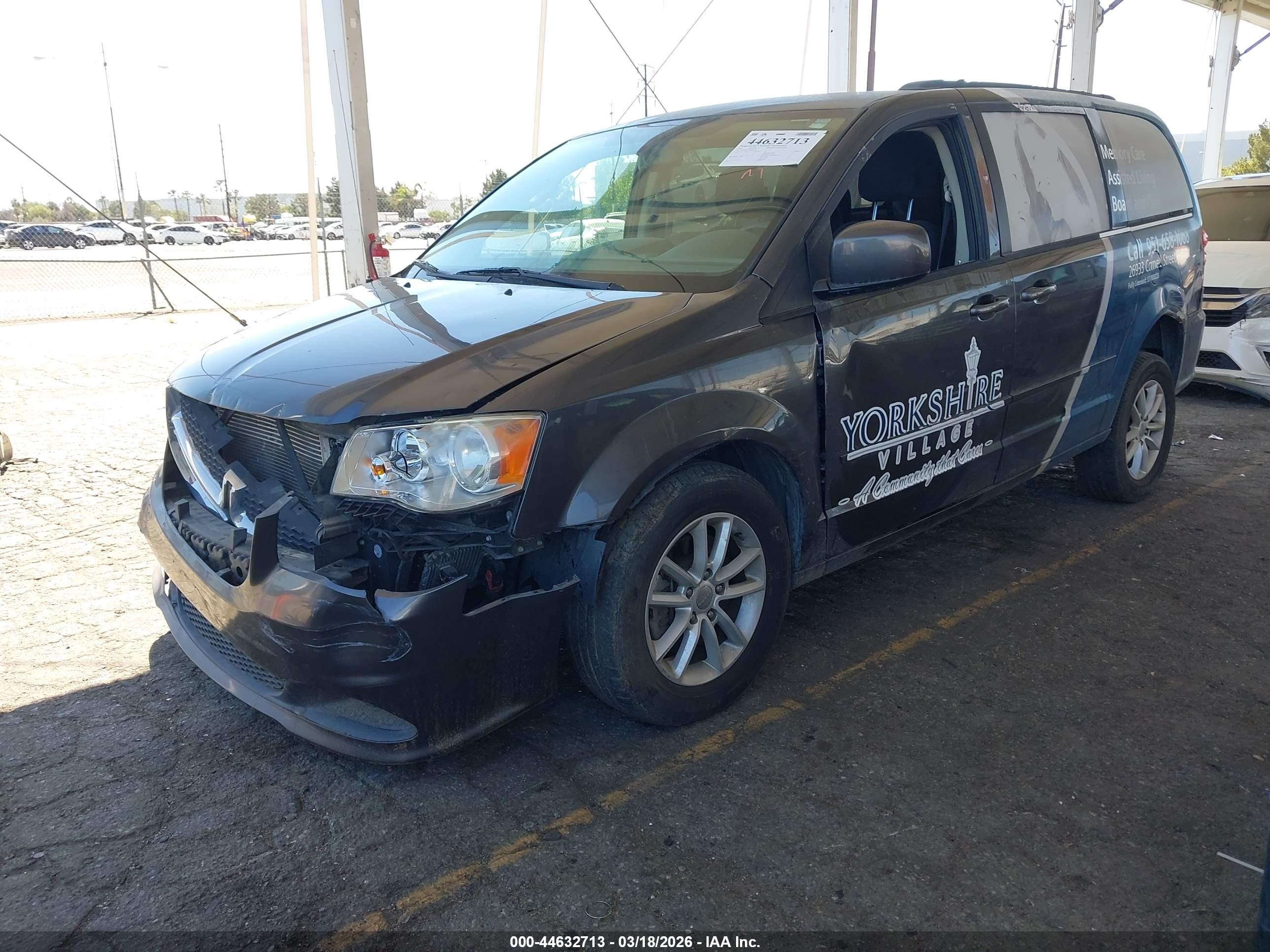 2015 Dodge Grand Caravan Sxt Серый vin: 2C4RDGCG4FR556016