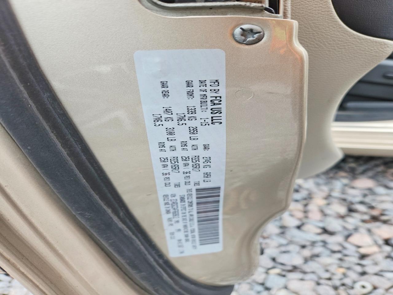 2015 Dodge Grand Caravan Sxt Beige vin: 2C4RDGCG4FR669612