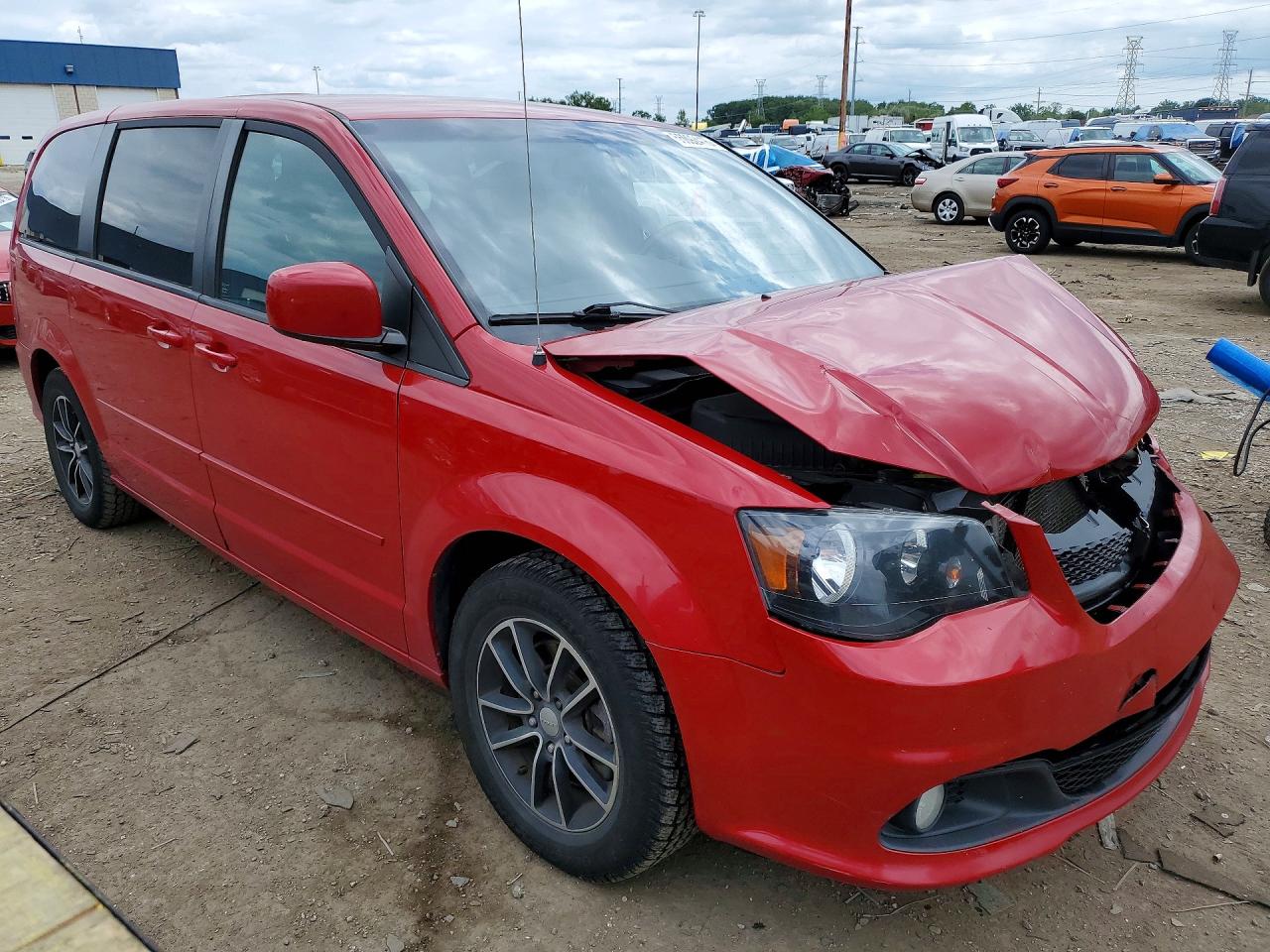 2015 Dodge Grand Caravan Sxt Red vin: 2C4RDGCG4FR731848