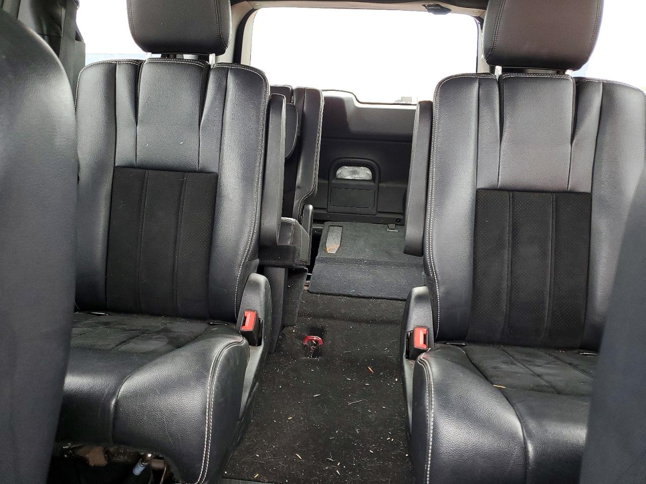 2015 Dodge Grand Caravan Sxt Red vin: 2C4RDGCG4FR731848