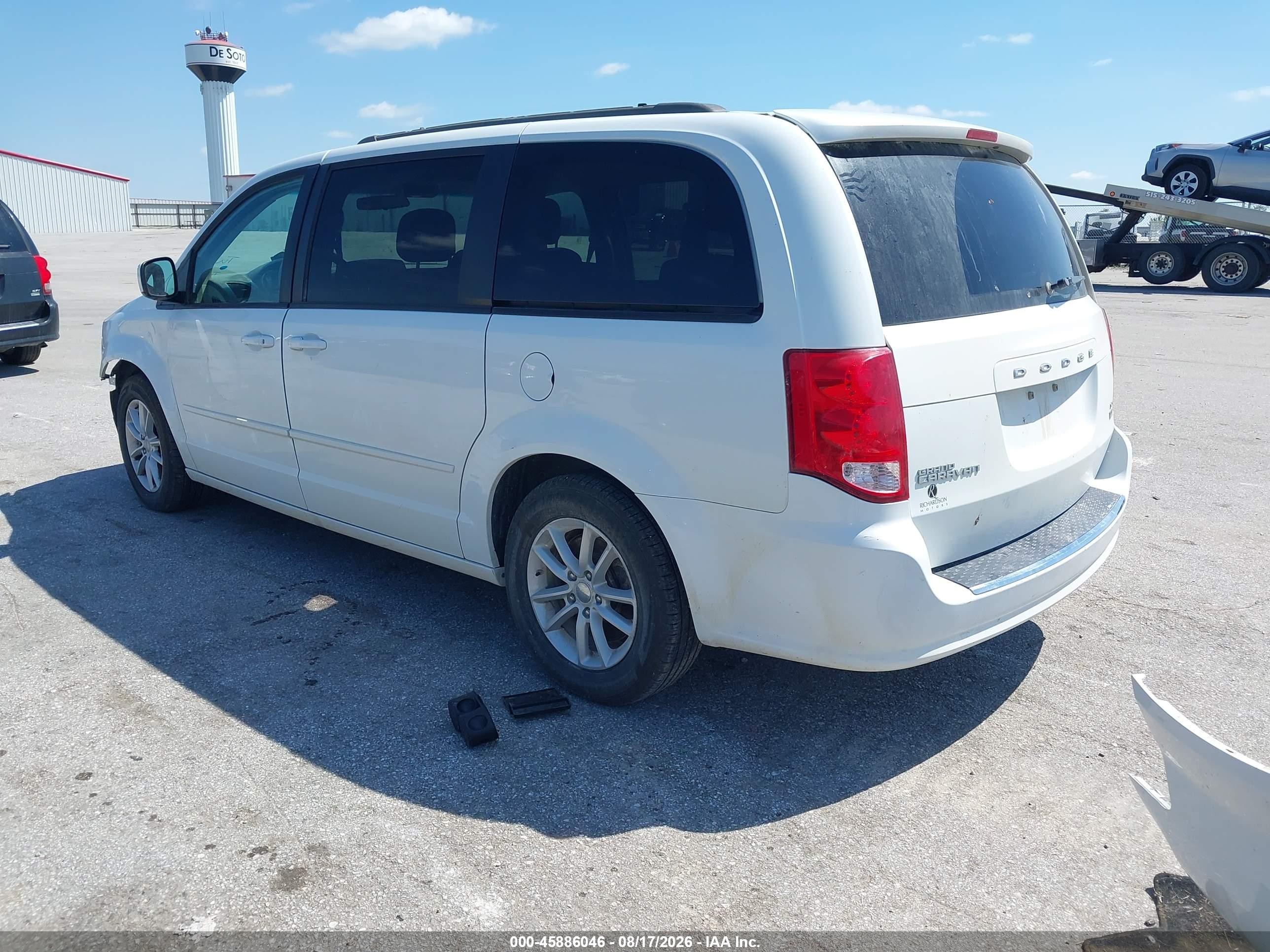 2015 Dodge Grand Caravan Sxt White vin: 2C4RDGCG4FR745815