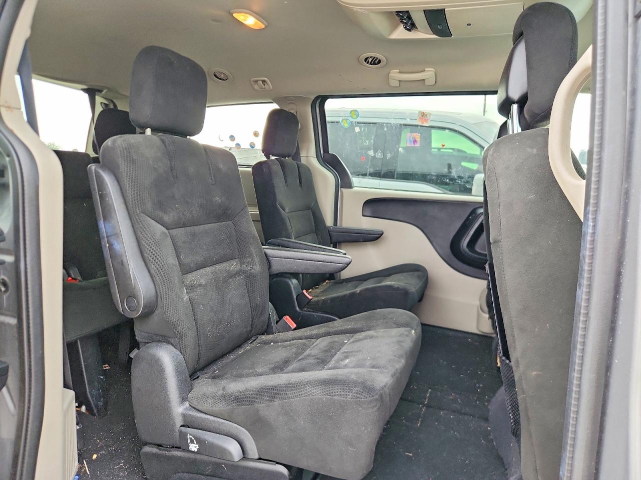 2016 Dodge Grand Caravan Sxt Silver vin: 2C4RDGCG4GR201722