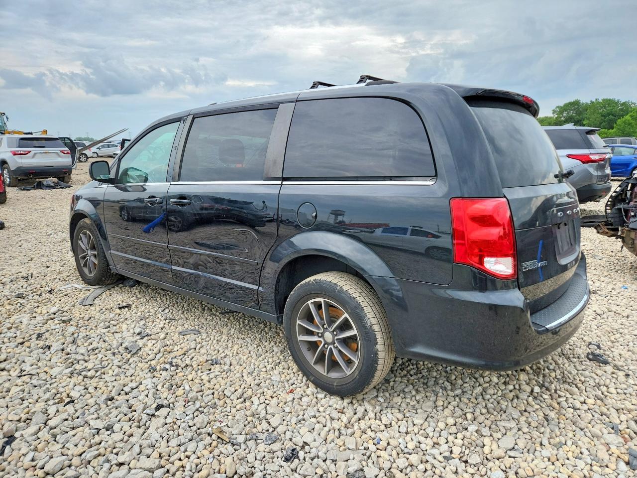 2016 Dodge Grand Caravan Sxt Black vin: 2C4RDGCG4GR315705
