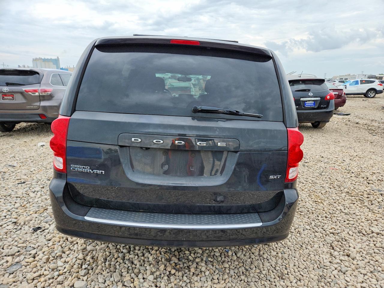 2016 Dodge Grand Caravan Sxt Black vin: 2C4RDGCG4GR315705