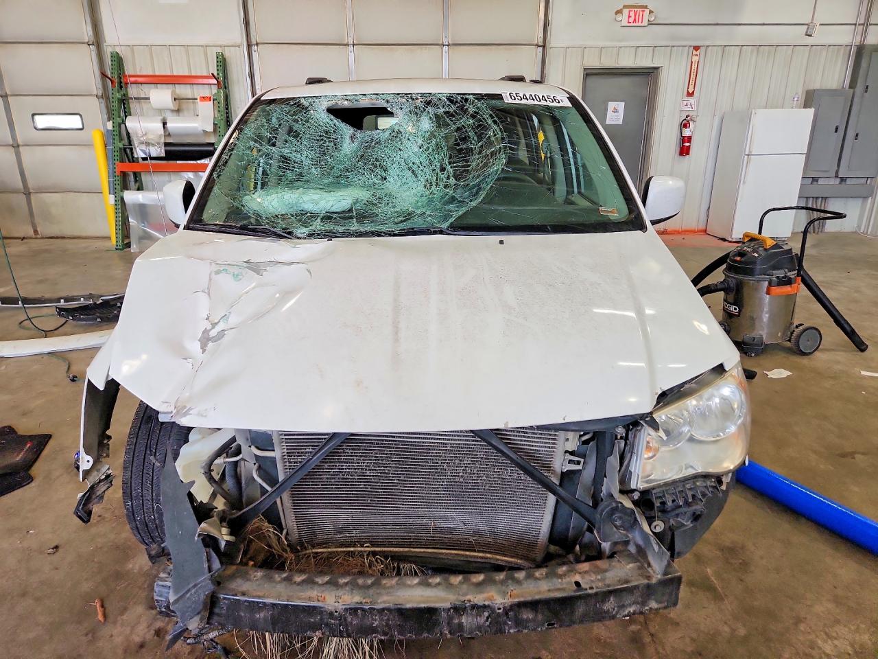 2016 Dodge Grand Caravan Sxt White vin: 2C4RDGCG4GR344119