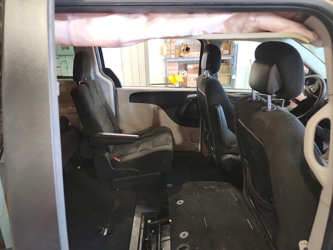 2016 Dodge Grand Caravan Sxt White vin: 2C4RDGCG4GR344119