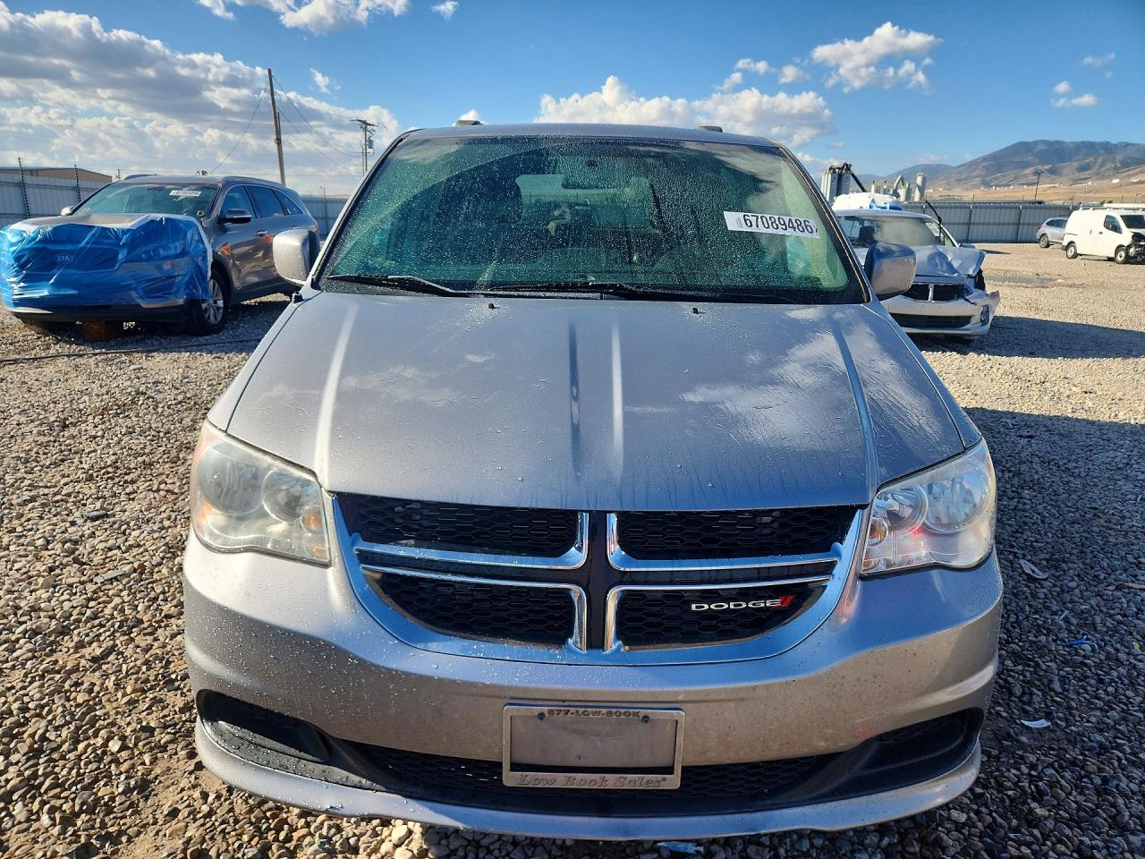2016 Dodge Grand Caravan Sxt Silver vin: 2C4RDGCG4GR376441