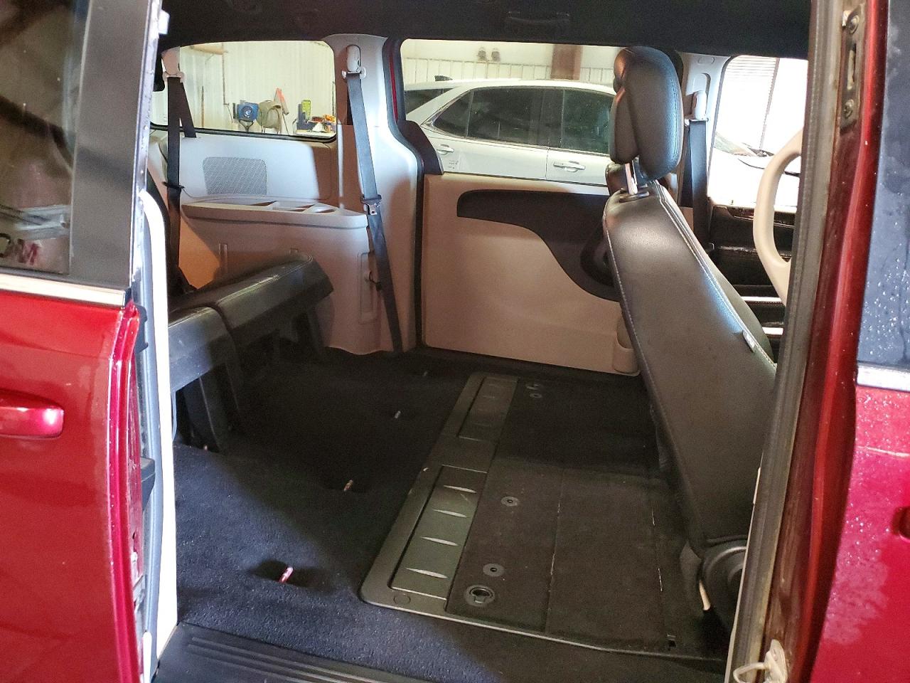 2019 Dodge Grand Caravan Sxt Burgundy vin: 2C4RDGCG4KR565390