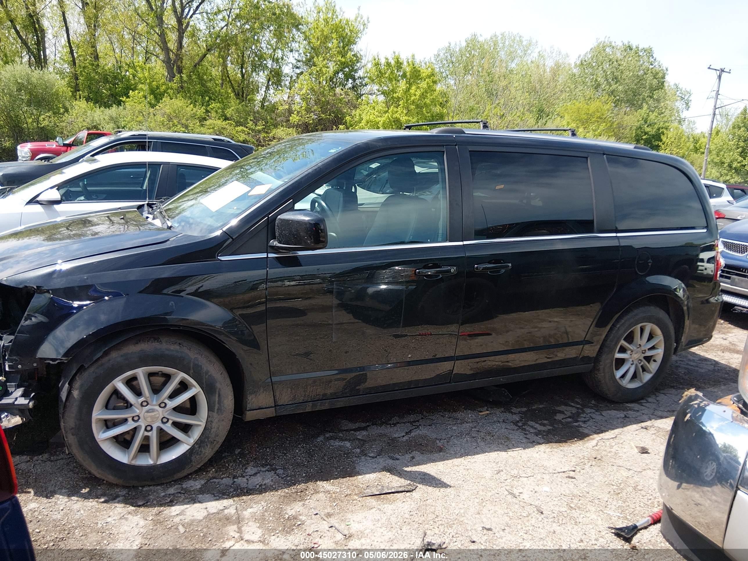 2019 Dodge Grand Caravan Sxt Черный vin: 2C4RDGCG4KR622705