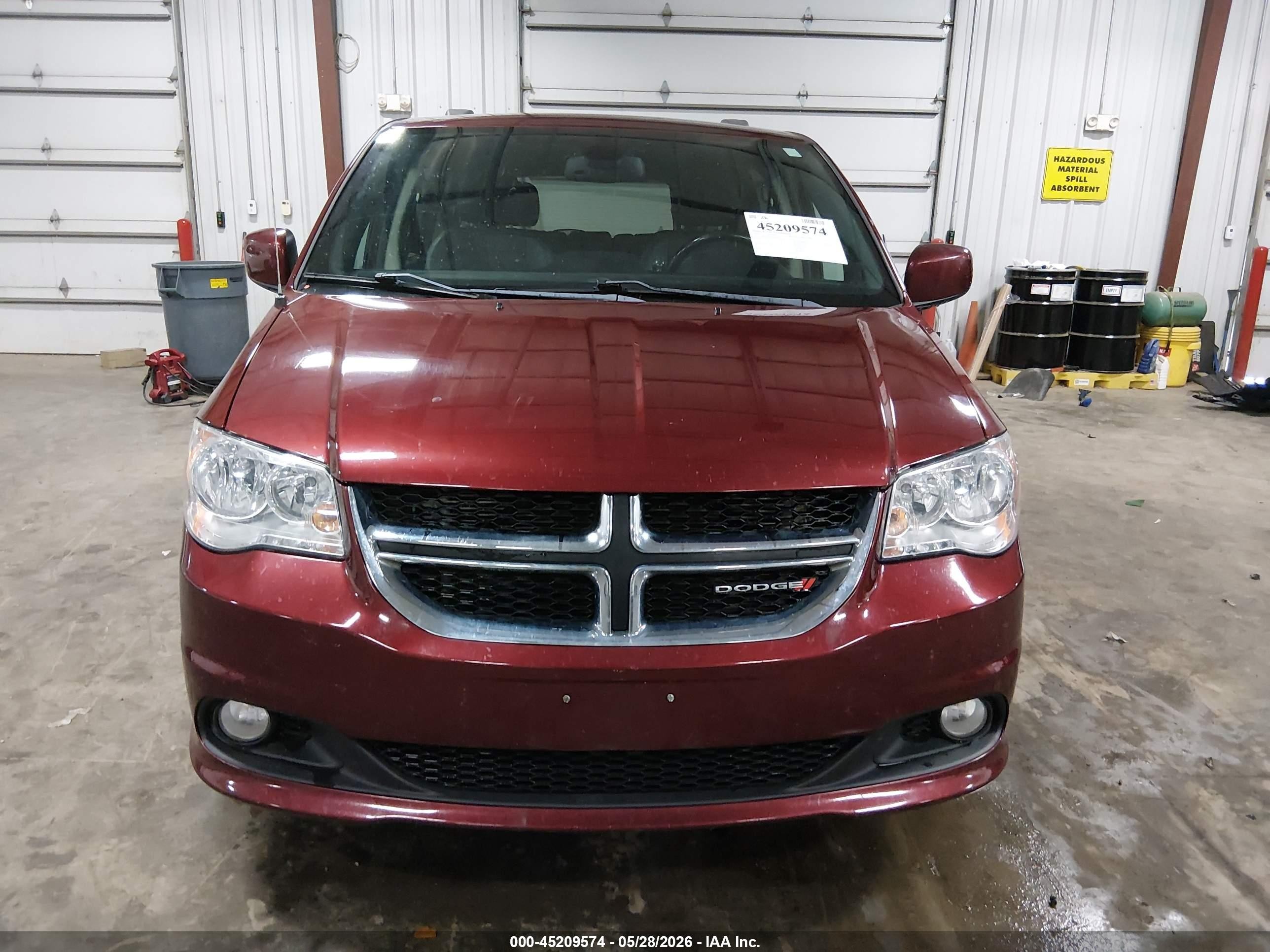 2019 Dodge Grand Caravan Sxt Maroon vin: 2C4RDGCG4KR689563