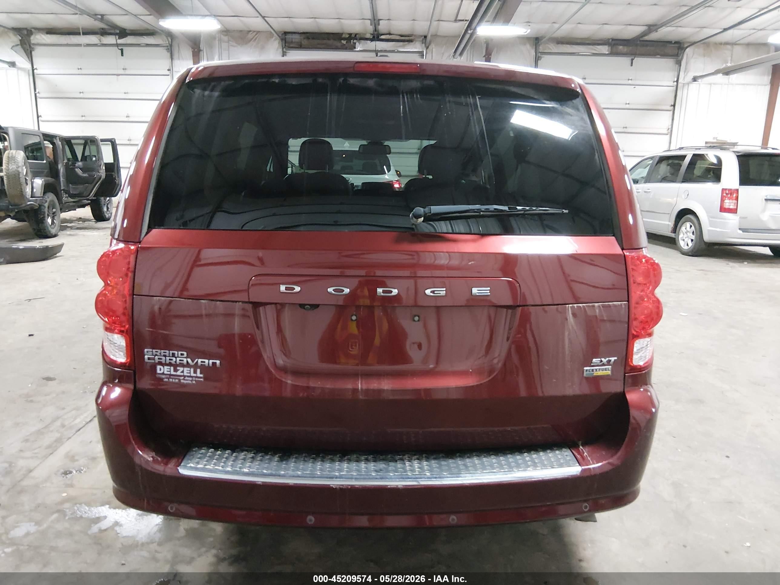 2019 Dodge Grand Caravan Sxt Maroon vin: 2C4RDGCG4KR689563