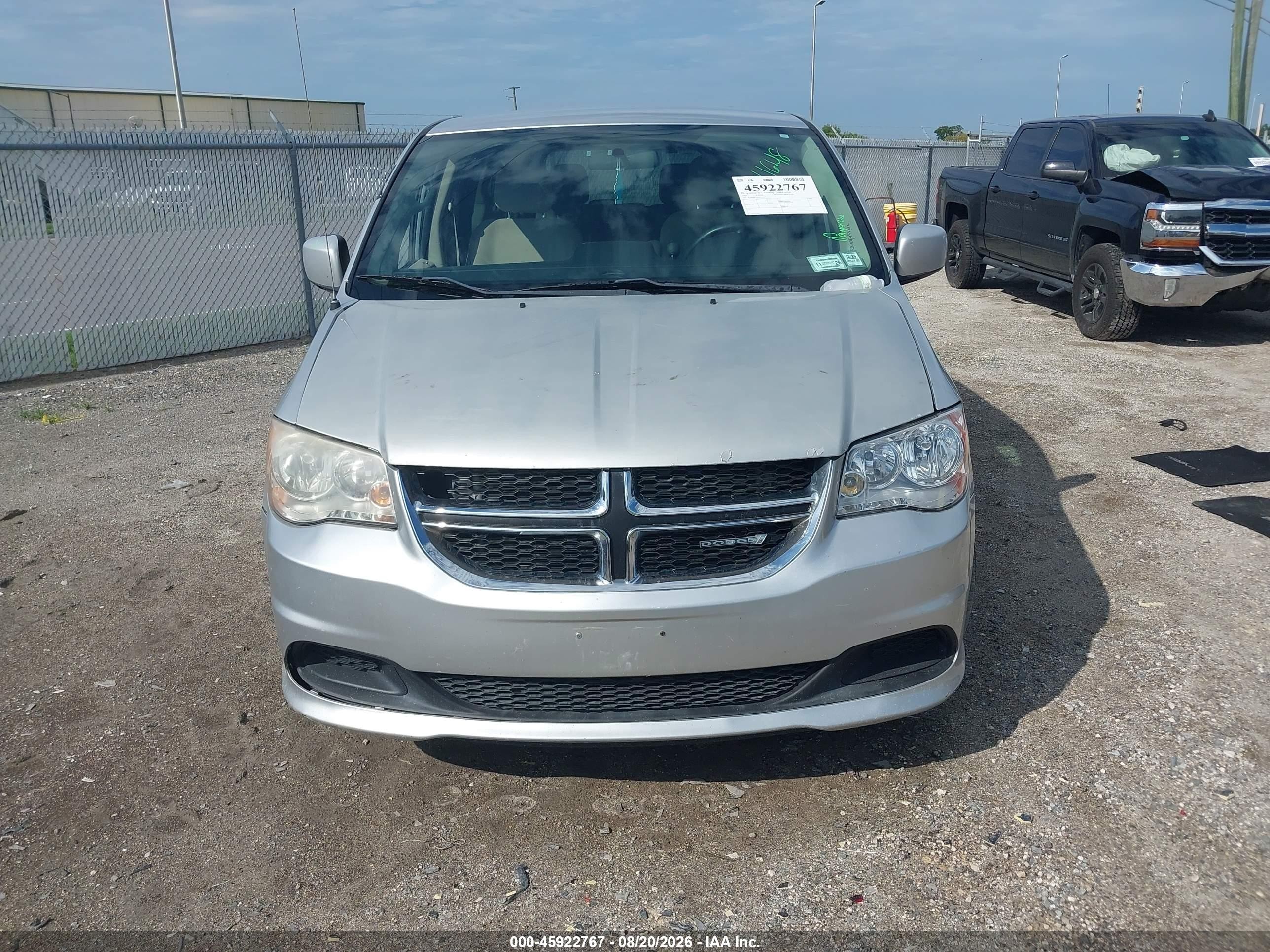 2012 Dodge Grand Caravan Sxt Silver vin: 2C4RDGCG5CR153870