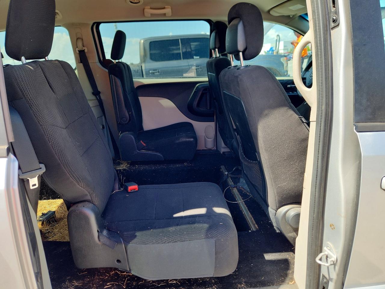 2012 Dodge Grand Caravan Sxt Silver vin: 2C4RDGCG5CR195357