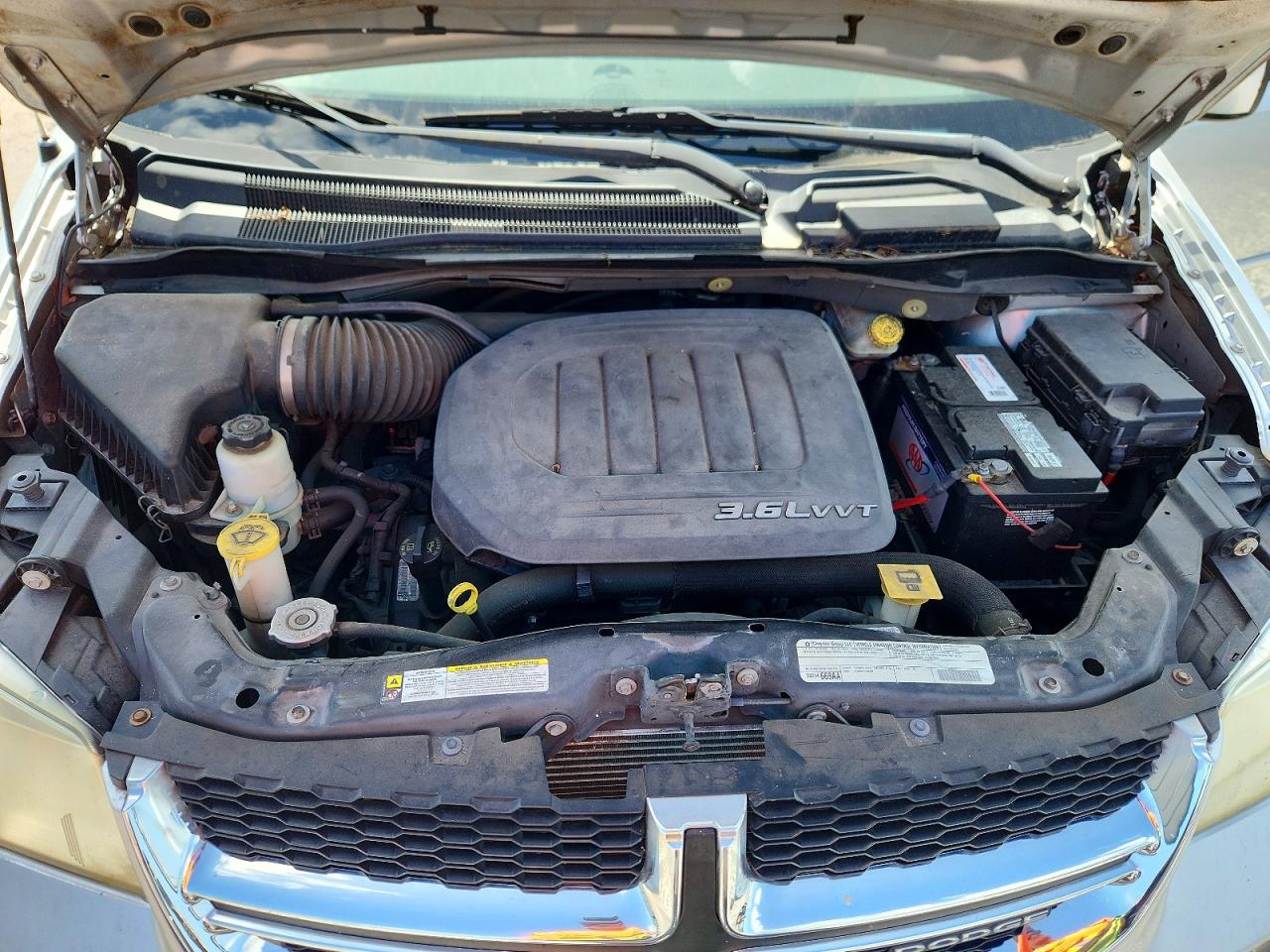 2012 Dodge Grand Caravan Sxt Silver vin: 2C4RDGCG5CR195357