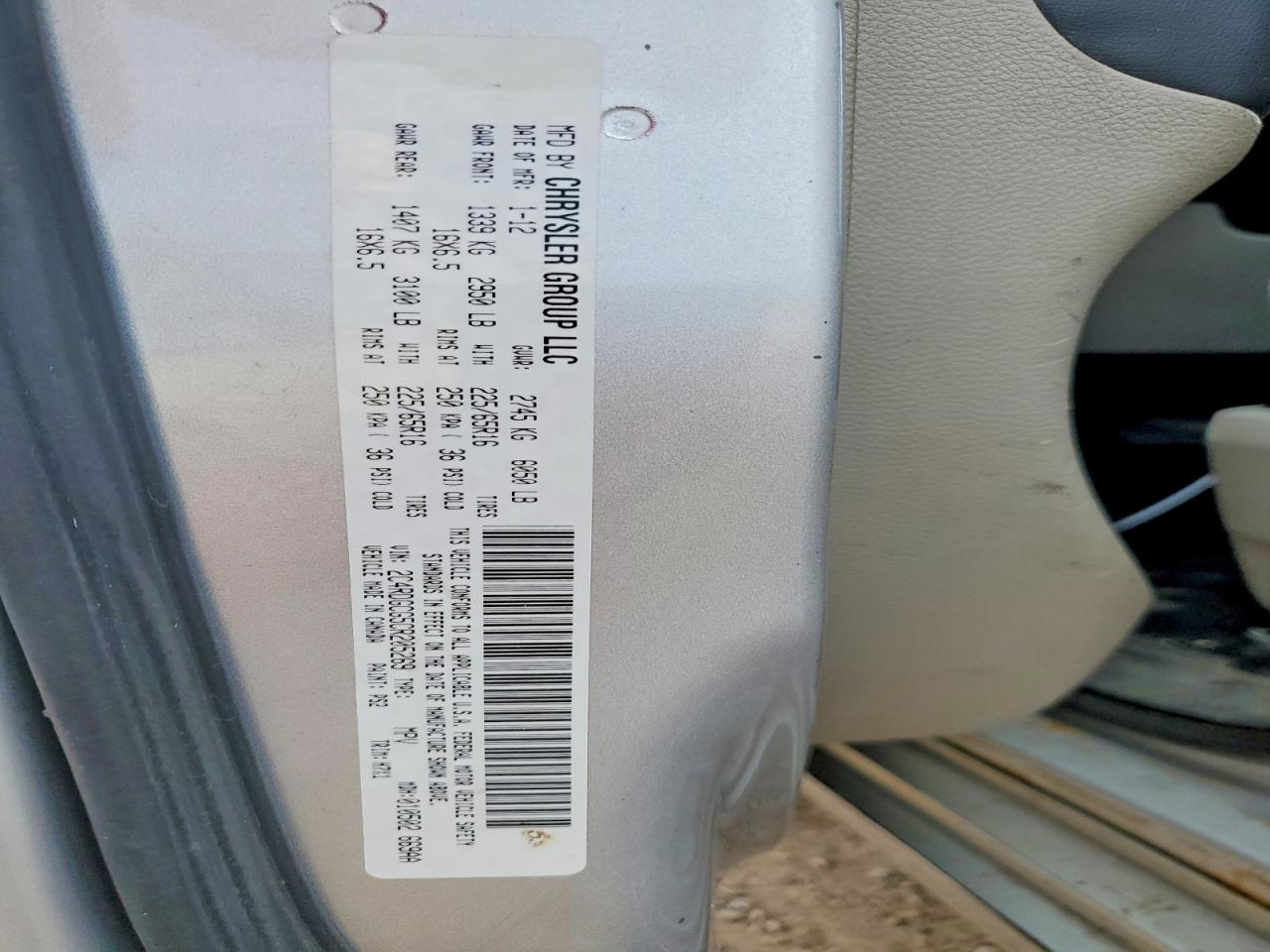 2012 Dodge Grand Caravan Sxt Silver vin: 2C4RDGCG5CR205269