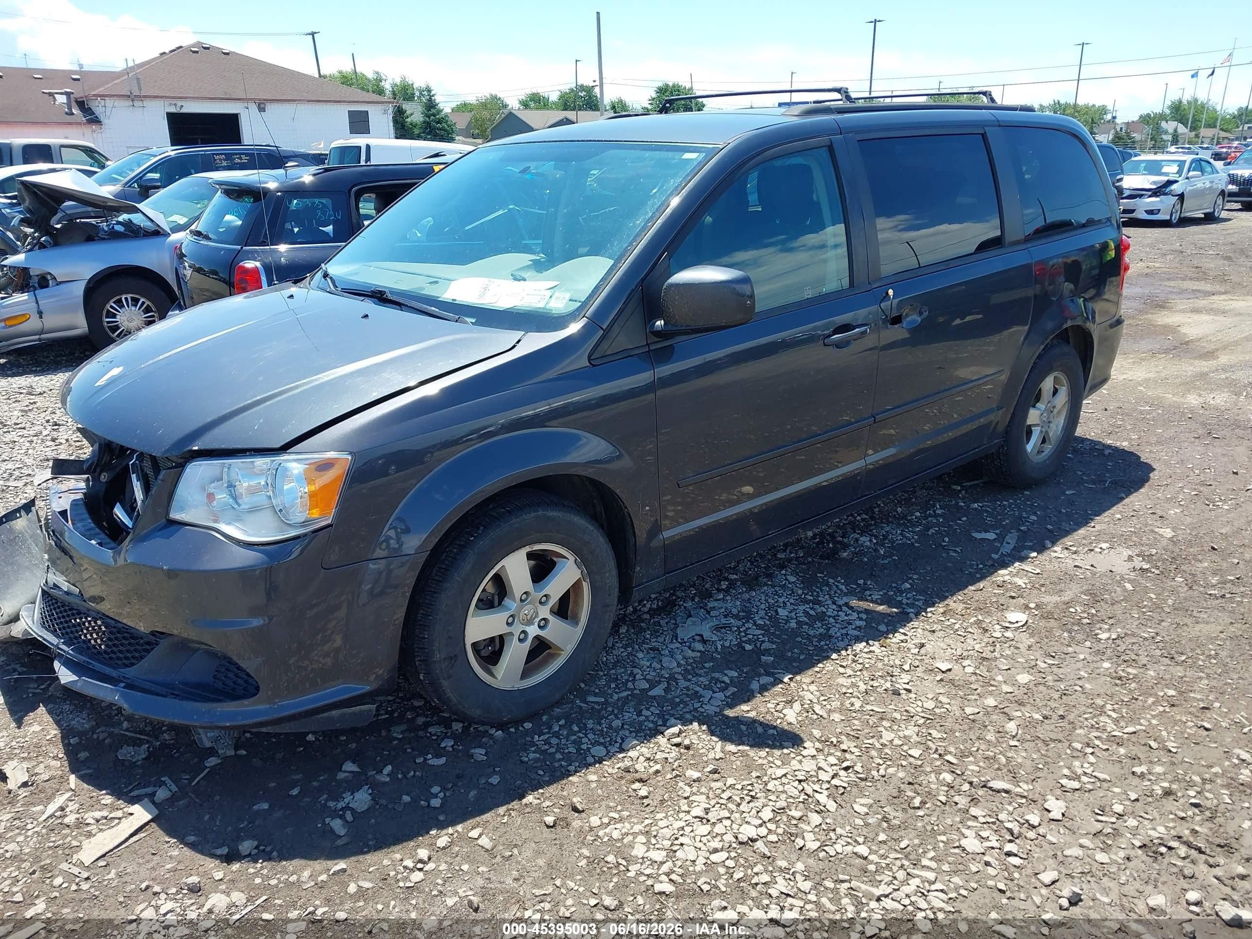 2012 Dodge Grand Caravan Sxt Черный vin: 2C4RDGCG5CR242595
