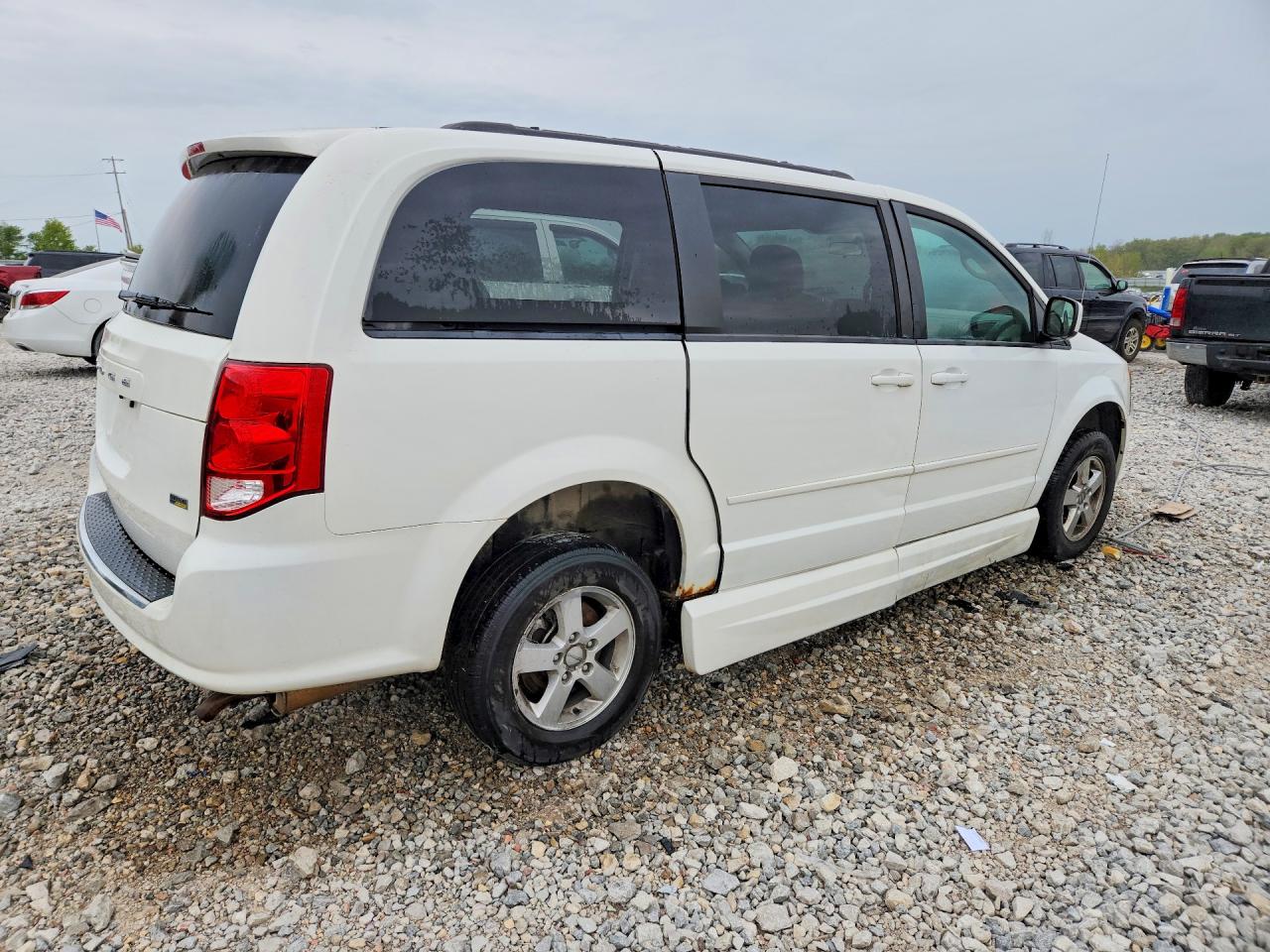 2012 Dodge Grand Caravan Sxt White vin: 2C4RDGCG5CR319465
