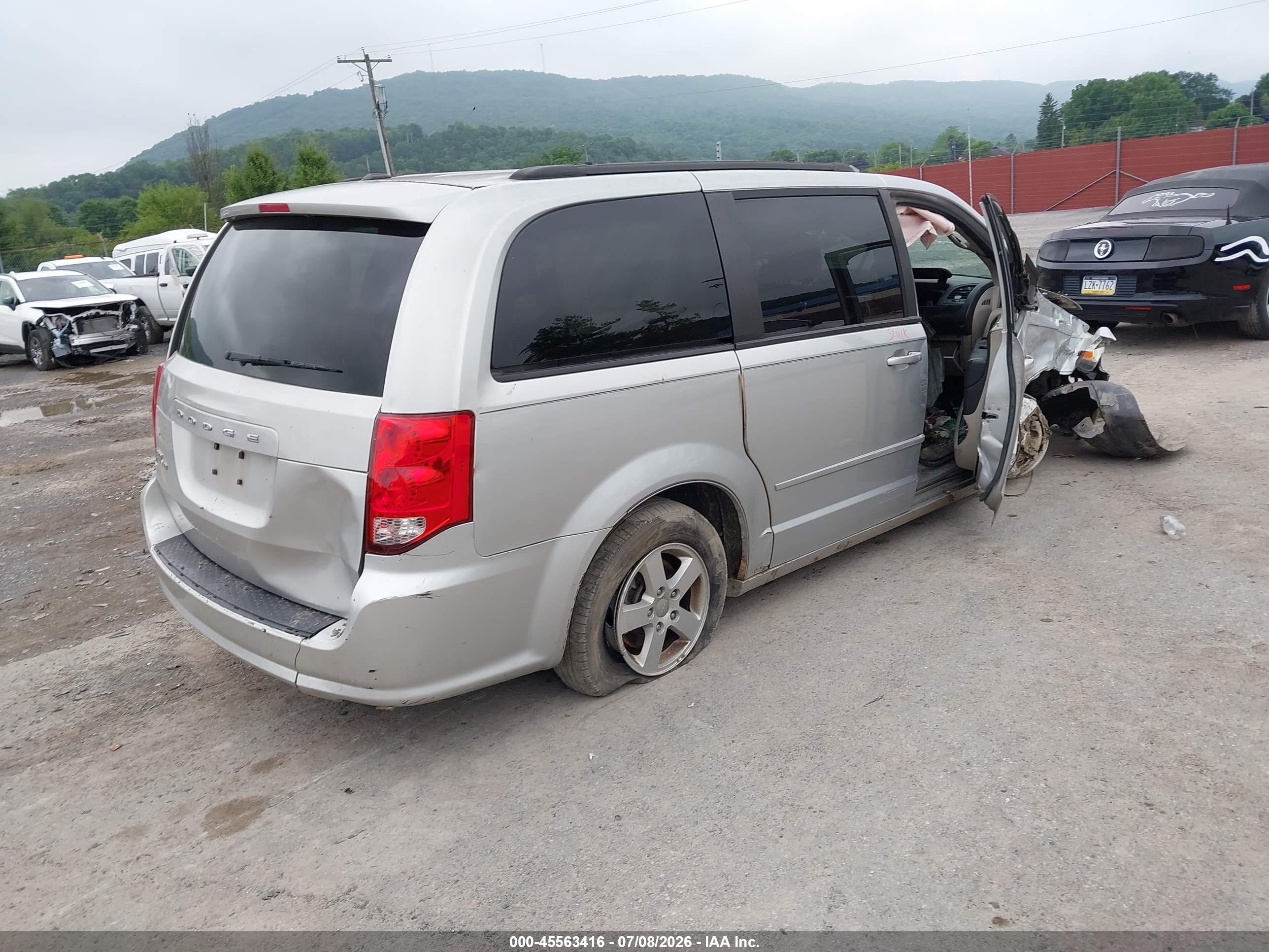 2012 Dodge Grand Caravan Sxt Gray vin: 2C4RDGCG5CR381321