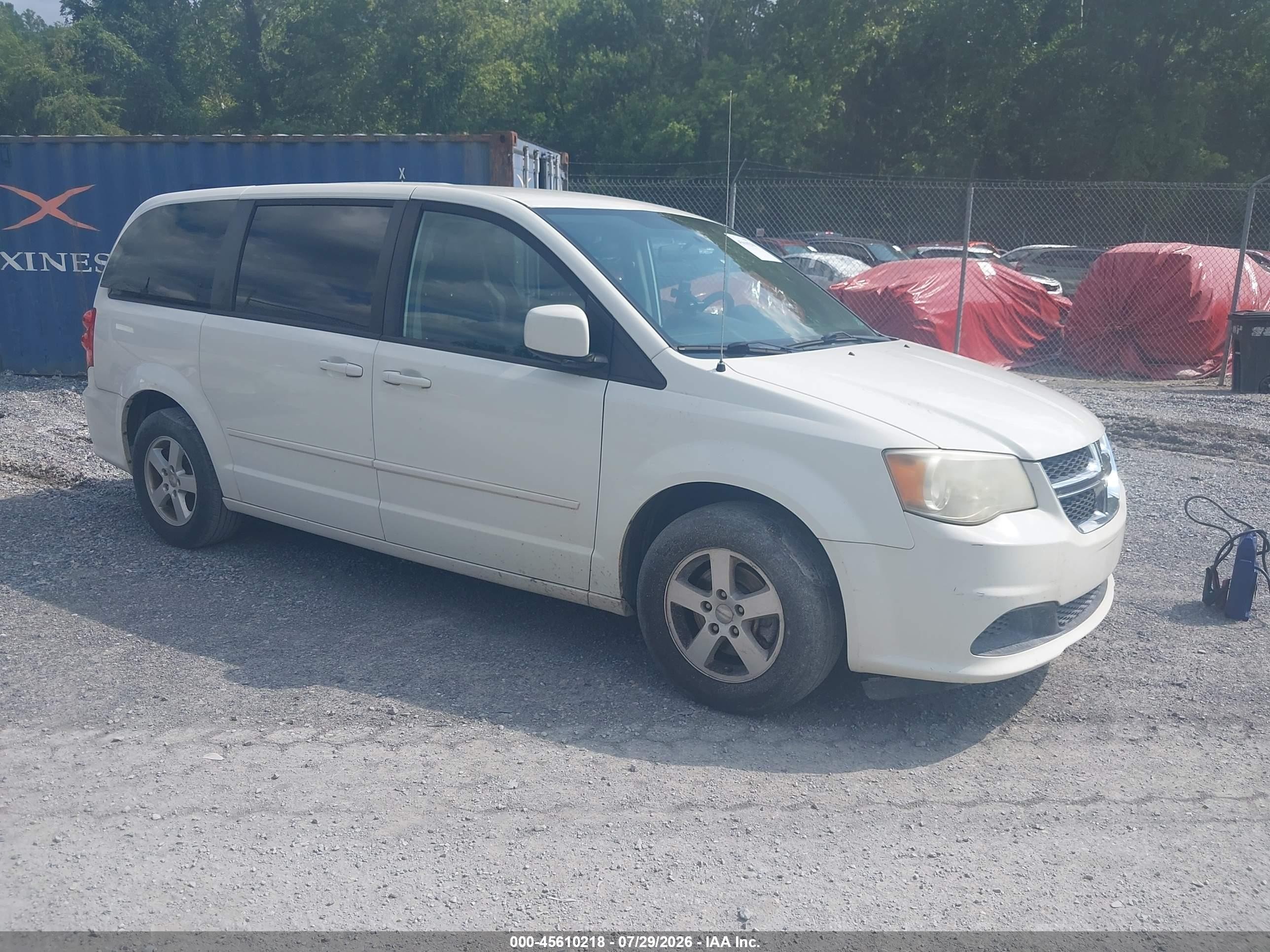 2013 Dodge Grand Caravan Sxt White vin: 2C4RDGCG5DR536547