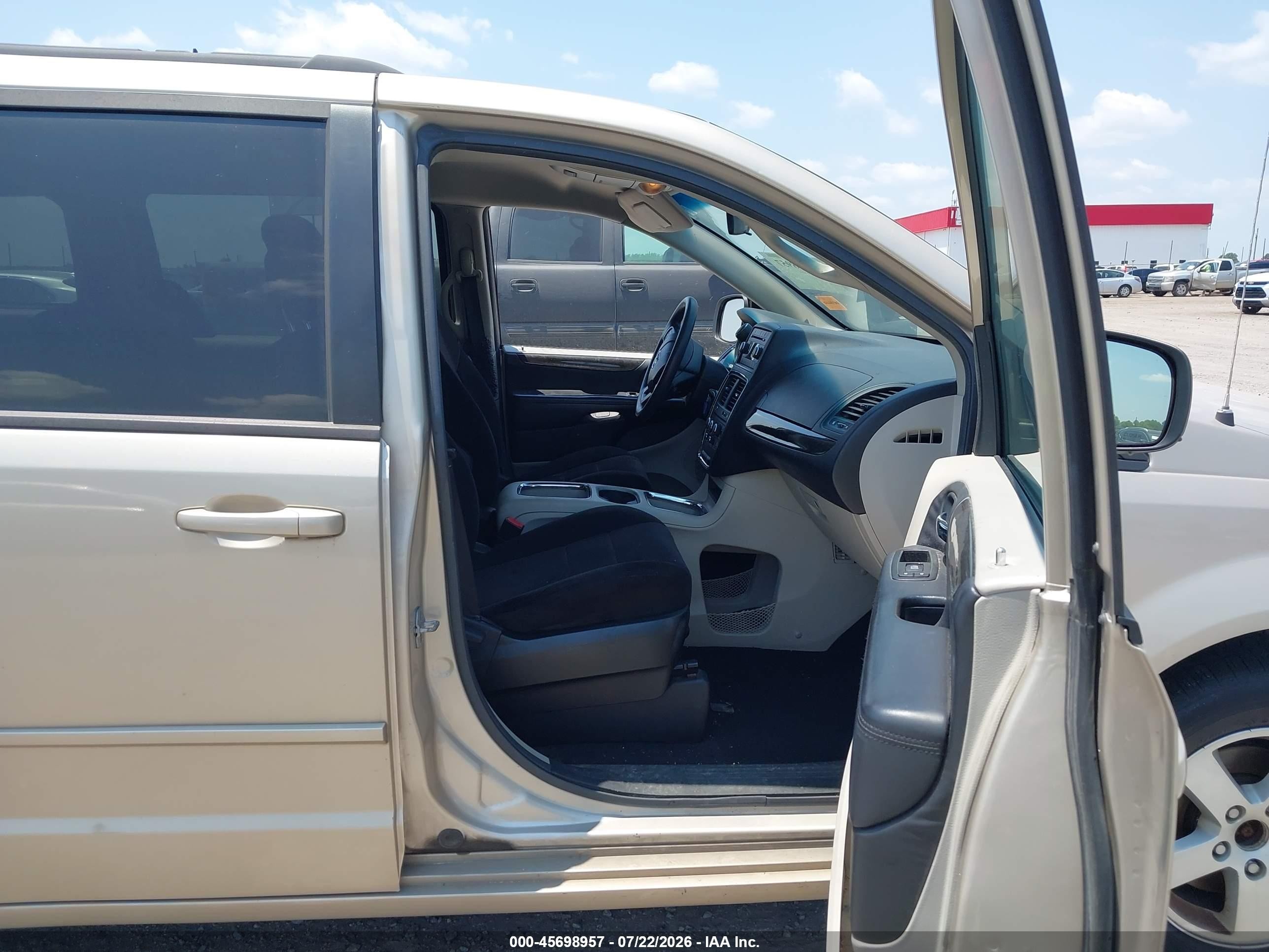 2013 Dodge Grand Caravan Sxt Gold vin: 2C4RDGCG5DR553946