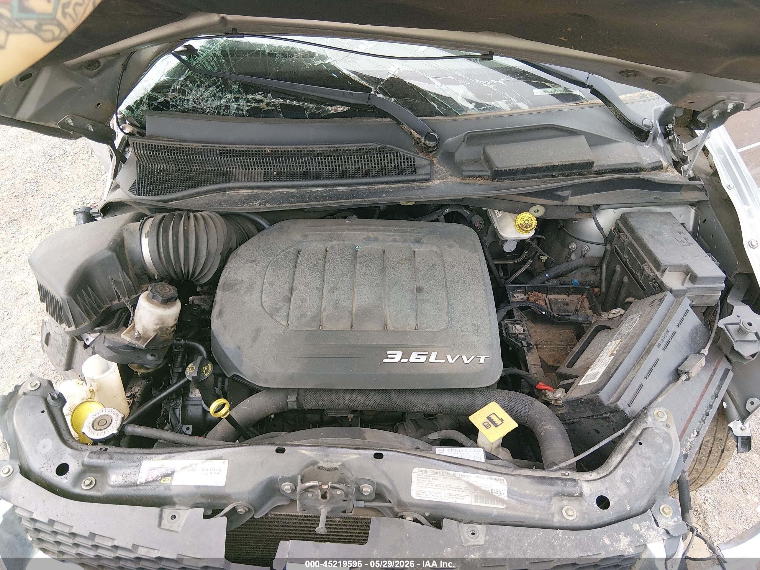 2013 Dodge Grand Caravan Sxt Silver vin: 2C4RDGCG5DR580905