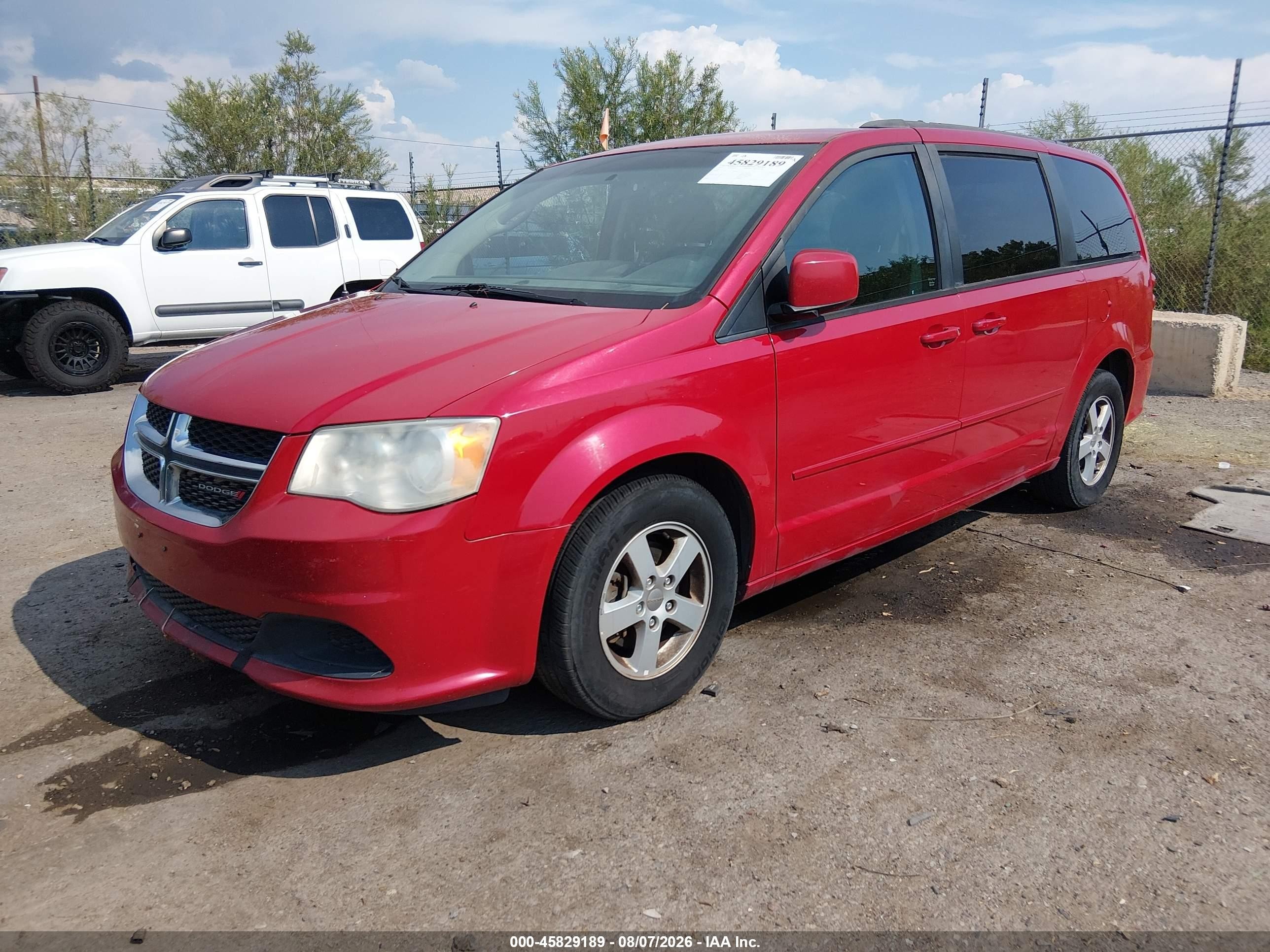 2013 Dodge Grand Caravan Sxt Red vin: 2C4RDGCG5DR626510