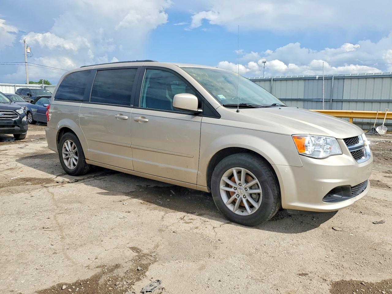 2013 Dodge Grand Caravan Sxt Gold vin: 2C4RDGCG5DR642223