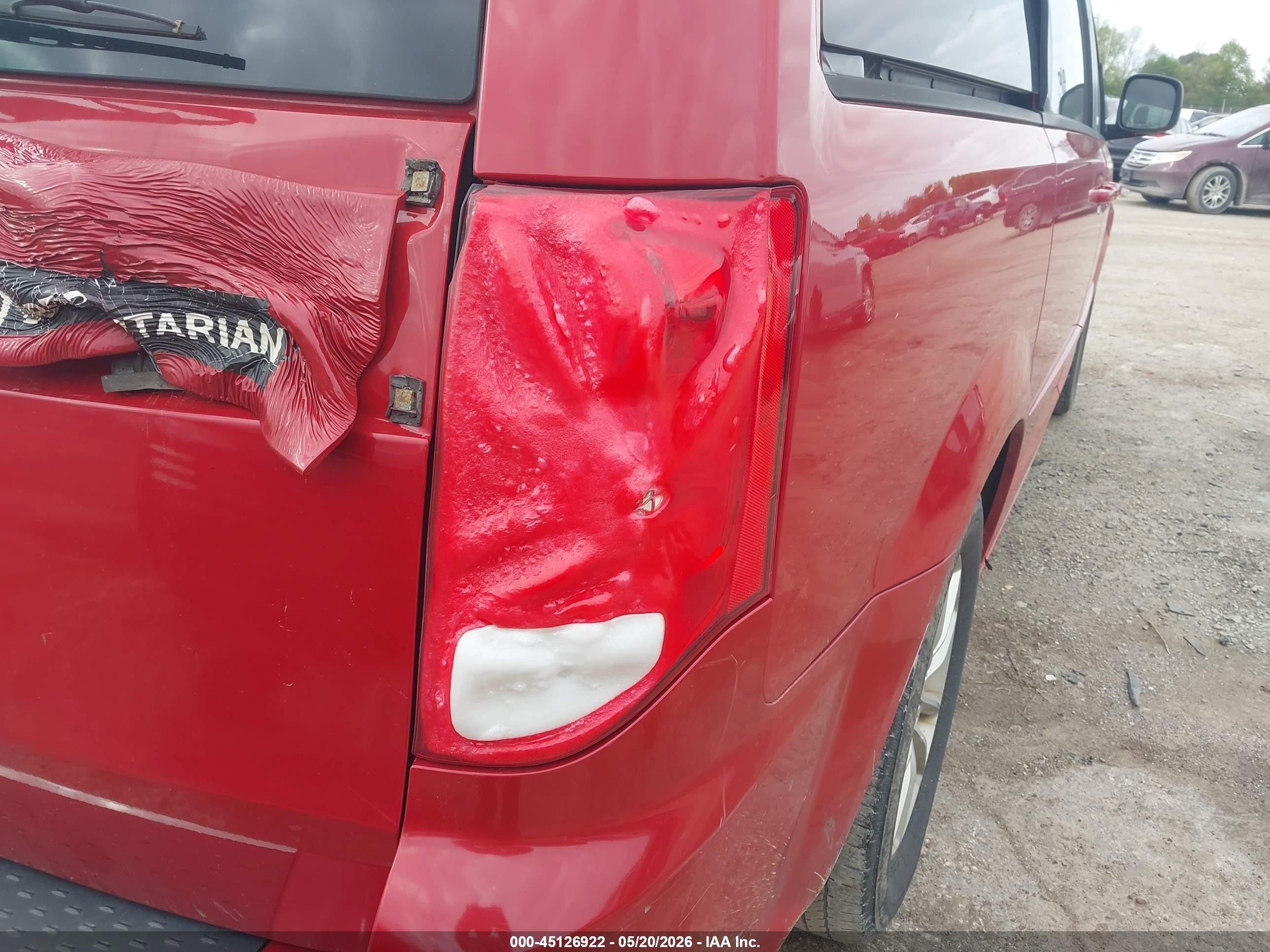 2013 Dodge Grand Caravan Sxt Red vin: 2C4RDGCG5DR643792