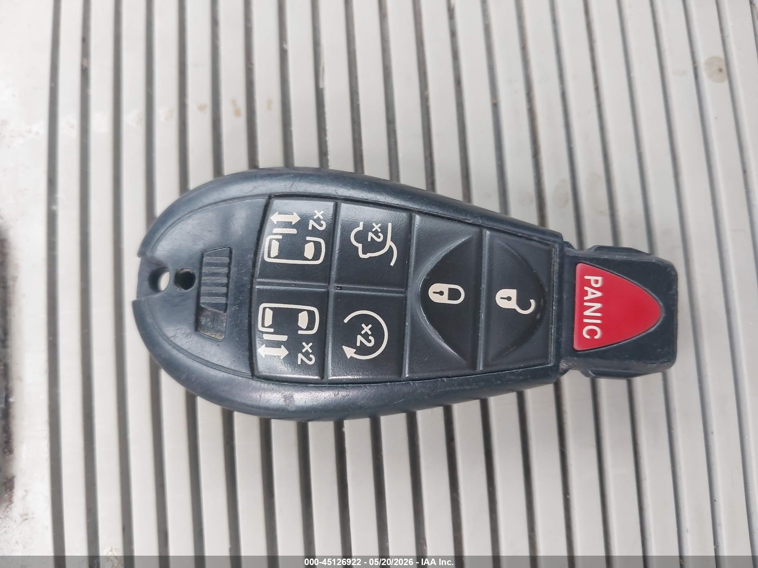 2013 Dodge Grand Caravan Sxt Red vin: 2C4RDGCG5DR643792