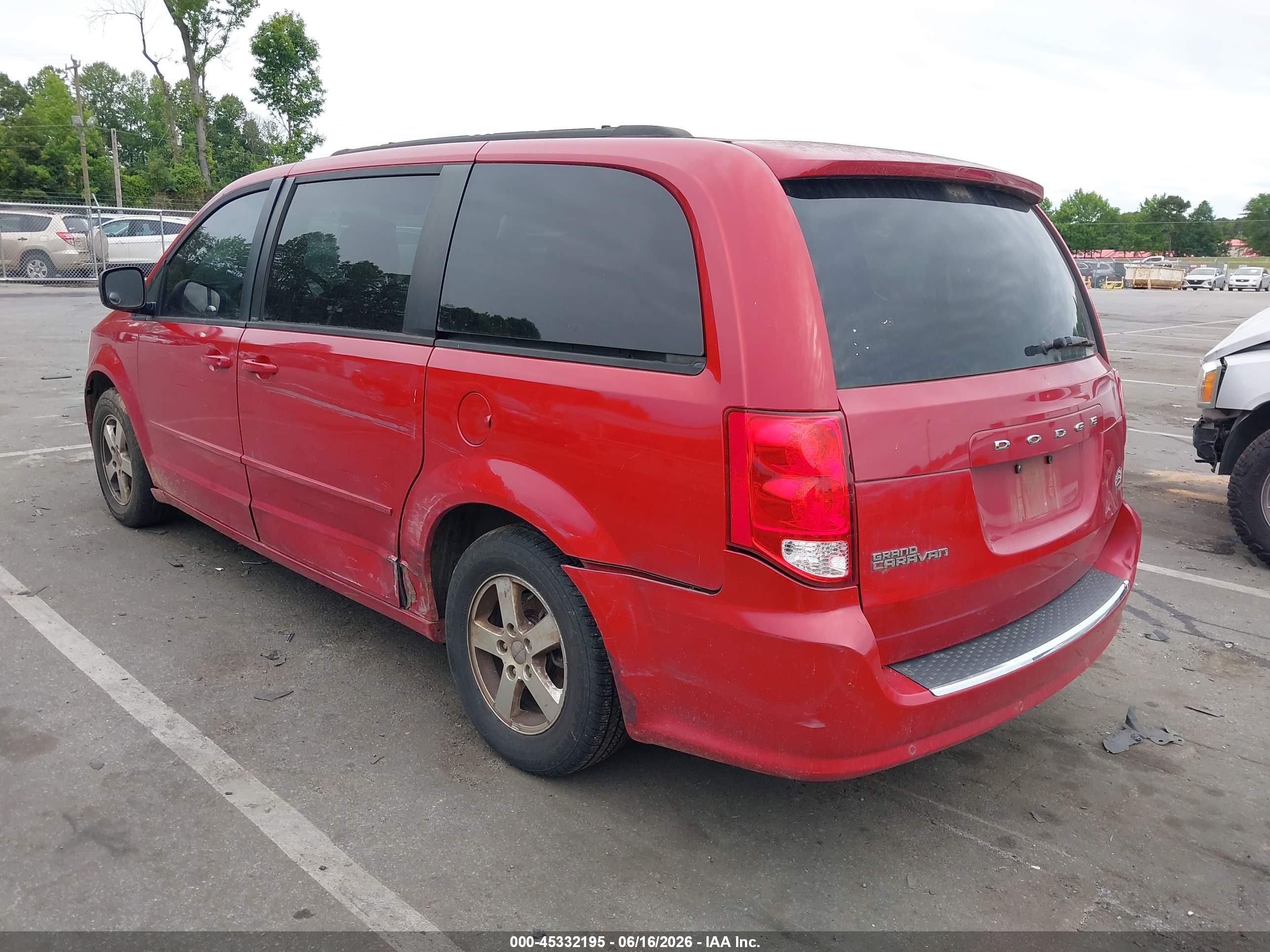 2013 Dodge Grand Caravan Sxt Red vin: 2C4RDGCG5DR654646