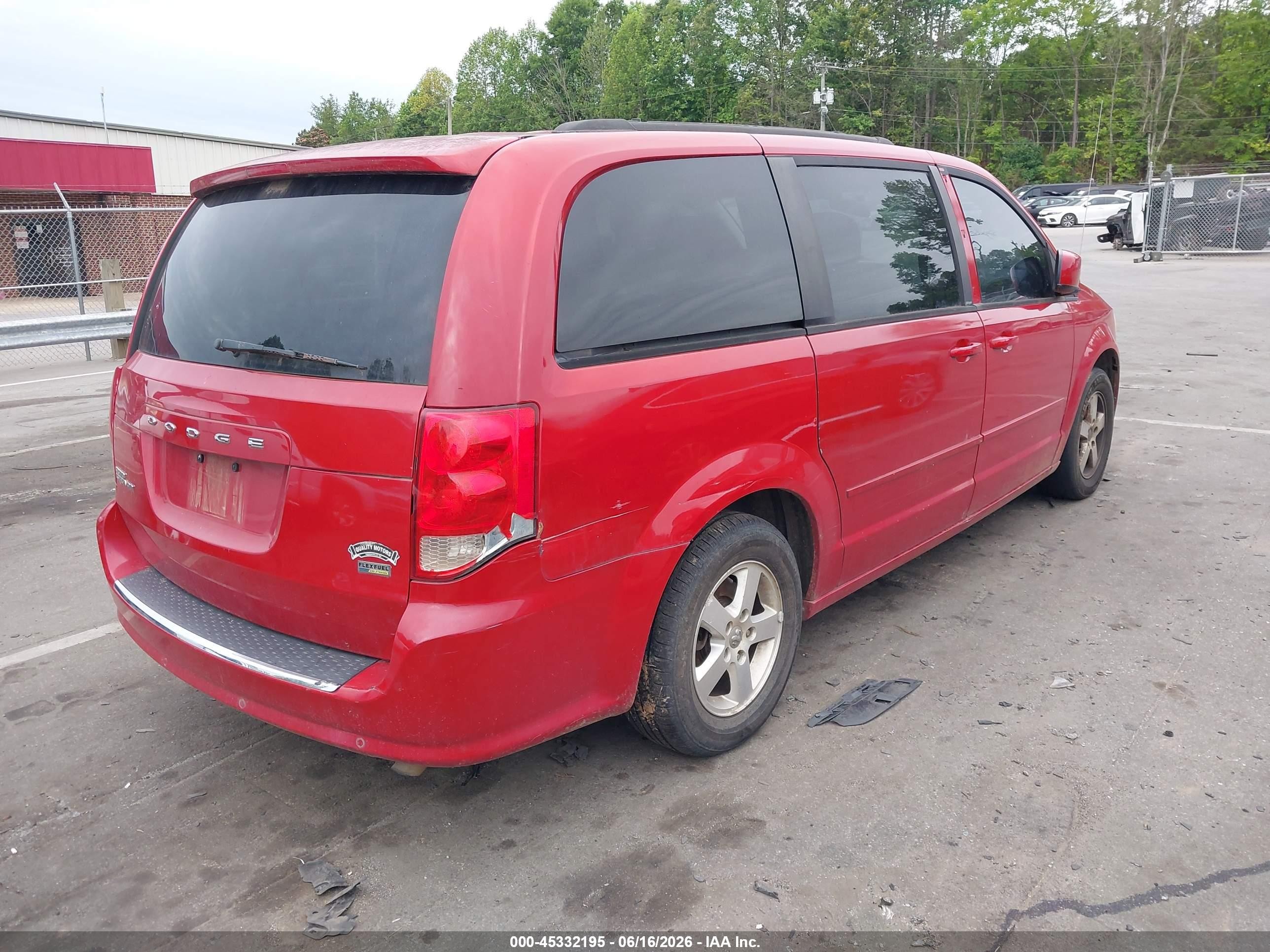2013 Dodge Grand Caravan Sxt Red vin: 2C4RDGCG5DR654646