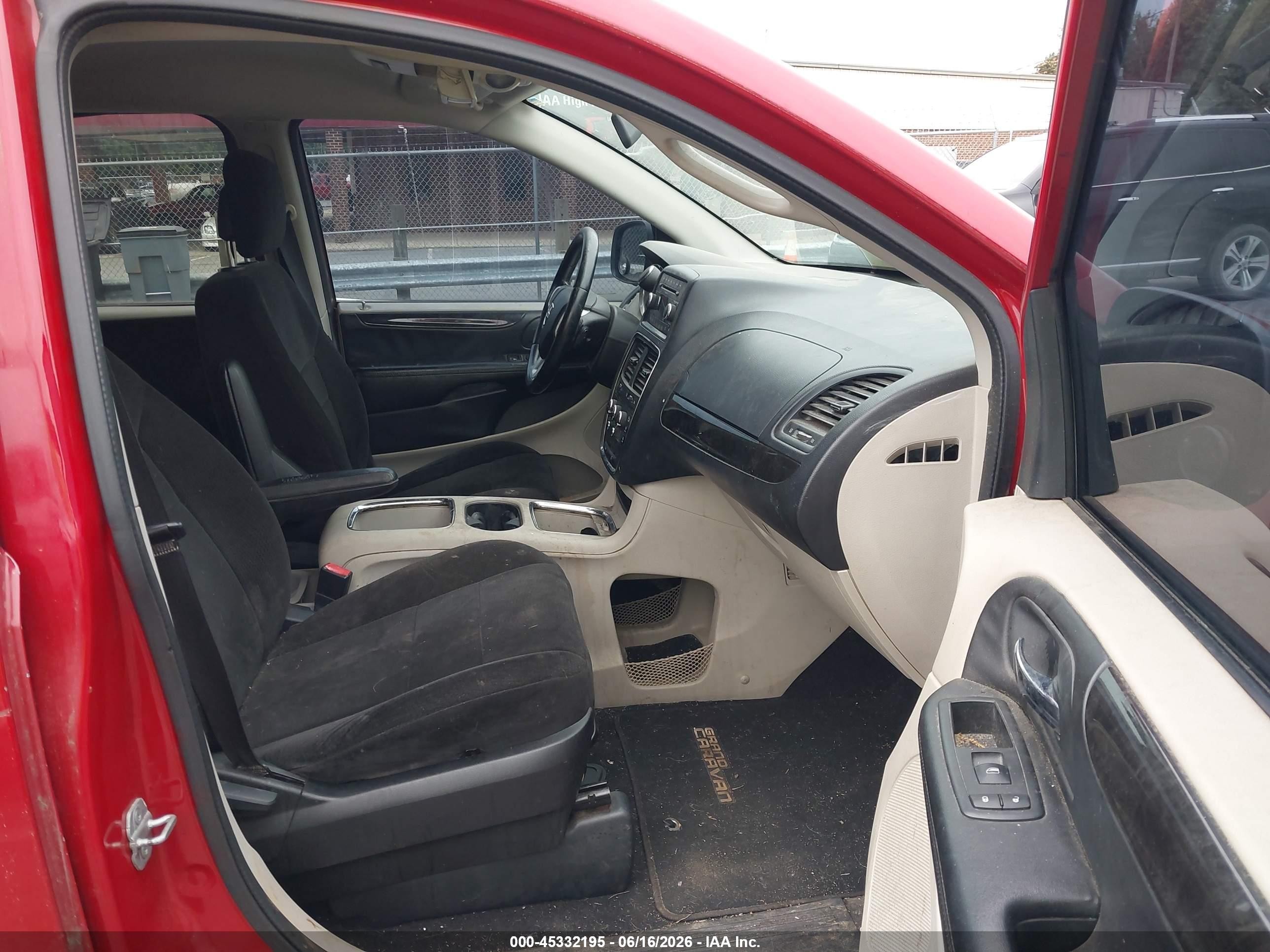 2013 Dodge Grand Caravan Sxt Red vin: 2C4RDGCG5DR654646