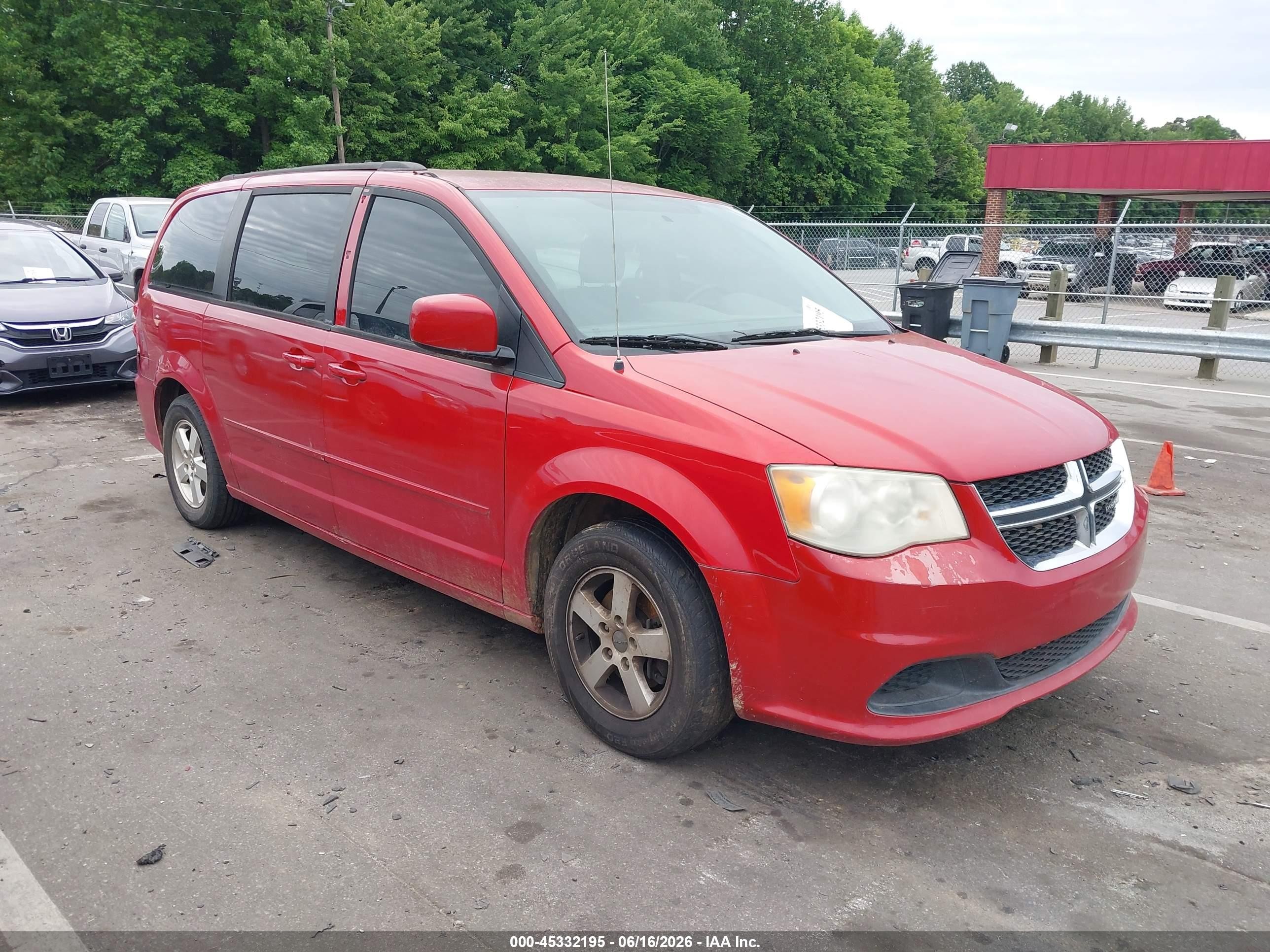 2013 Dodge Grand Caravan Sxt Red vin: 2C4RDGCG5DR654646