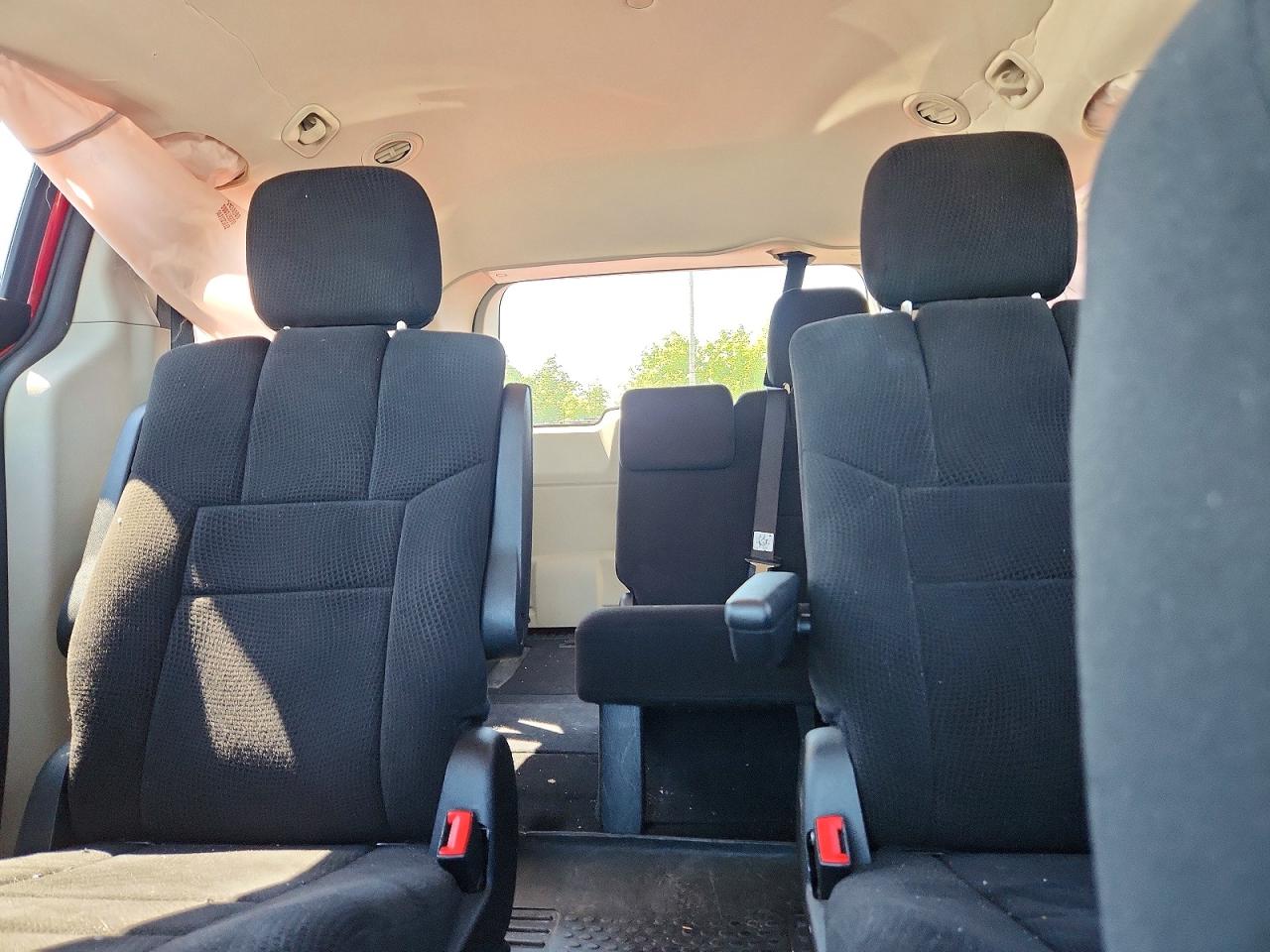 2013 Dodge Grand Caravan Sxt Red vin: 2C4RDGCG5DR661838