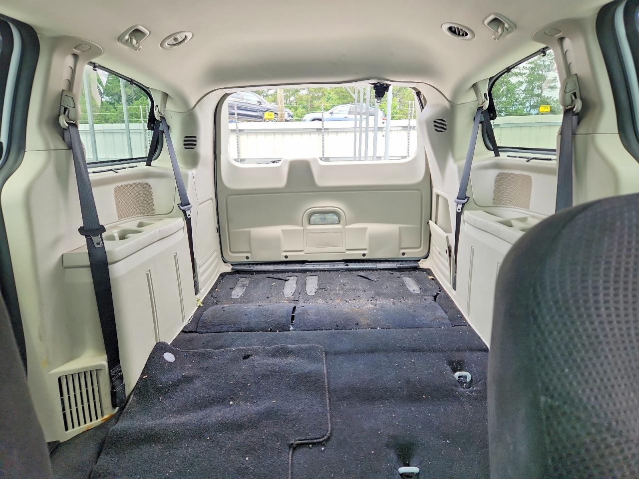 2013 Dodge Grand Caravan Sxt White vin: 2C4RDGCG5DR817747