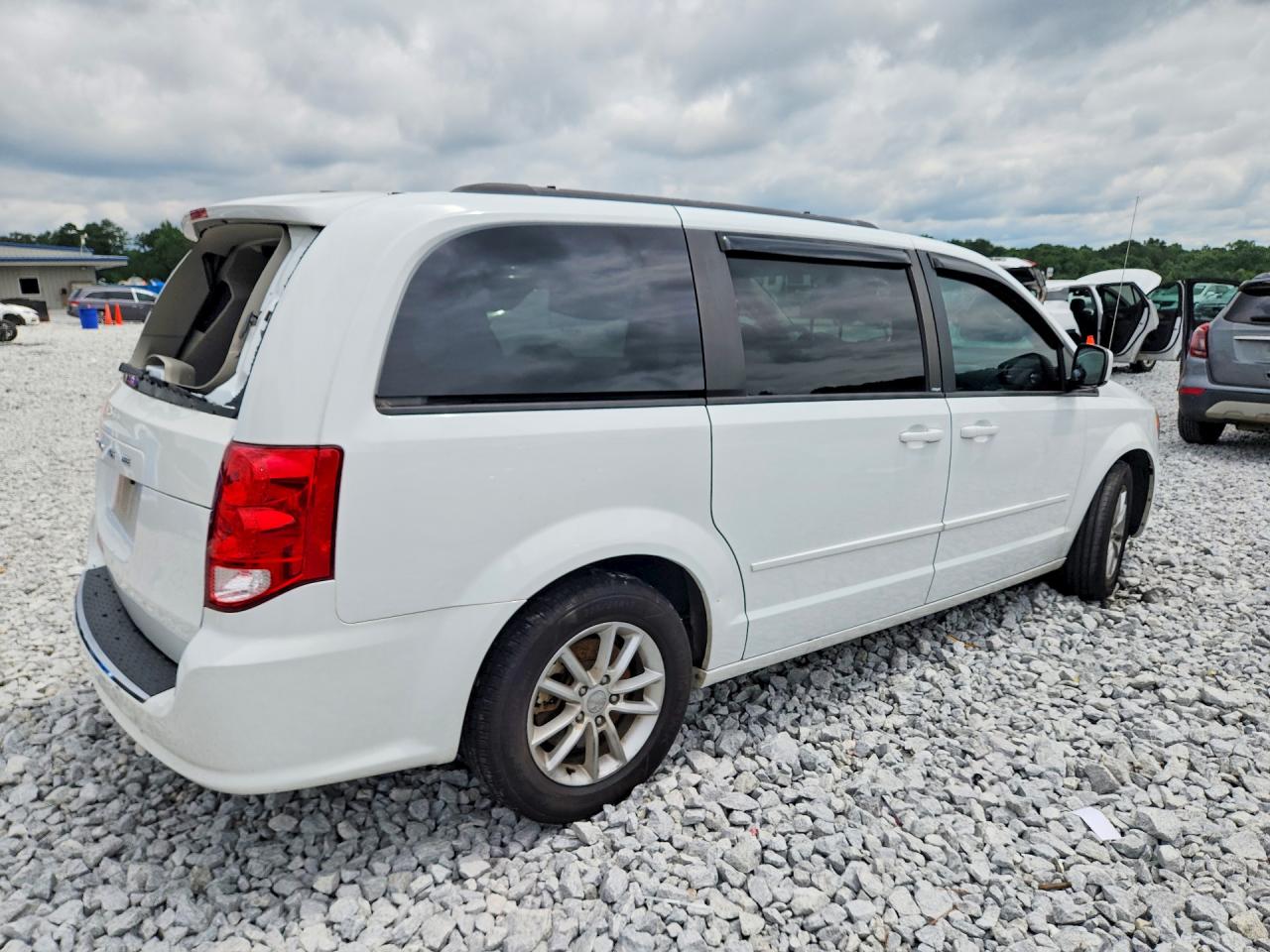 2013 Dodge Grand Caravan Sxt White vin: 2C4RDGCG5DR817747