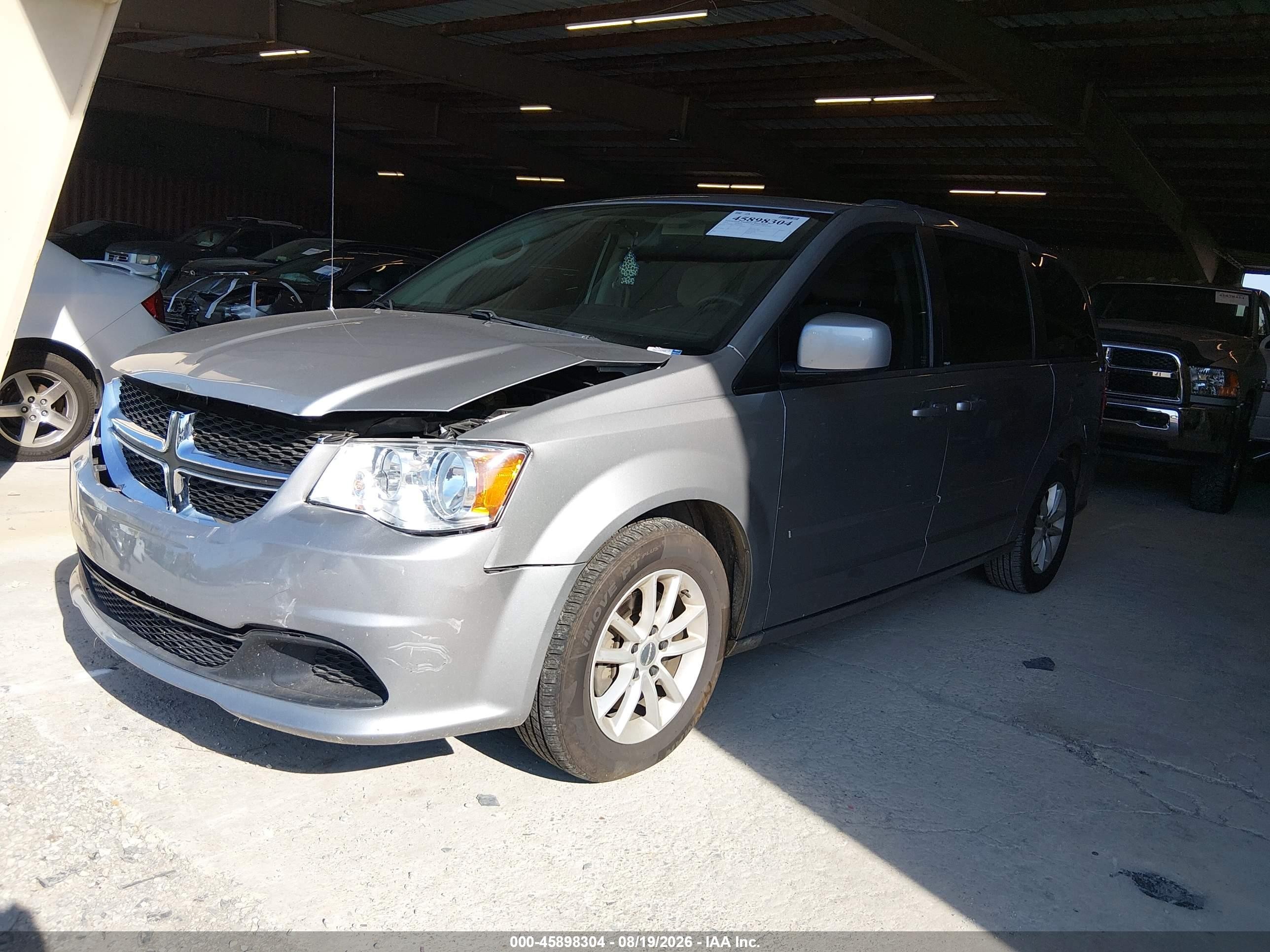2014 Dodge Grand Caravan Sxt Серебряный vin: 2C4RDGCG5ER230448