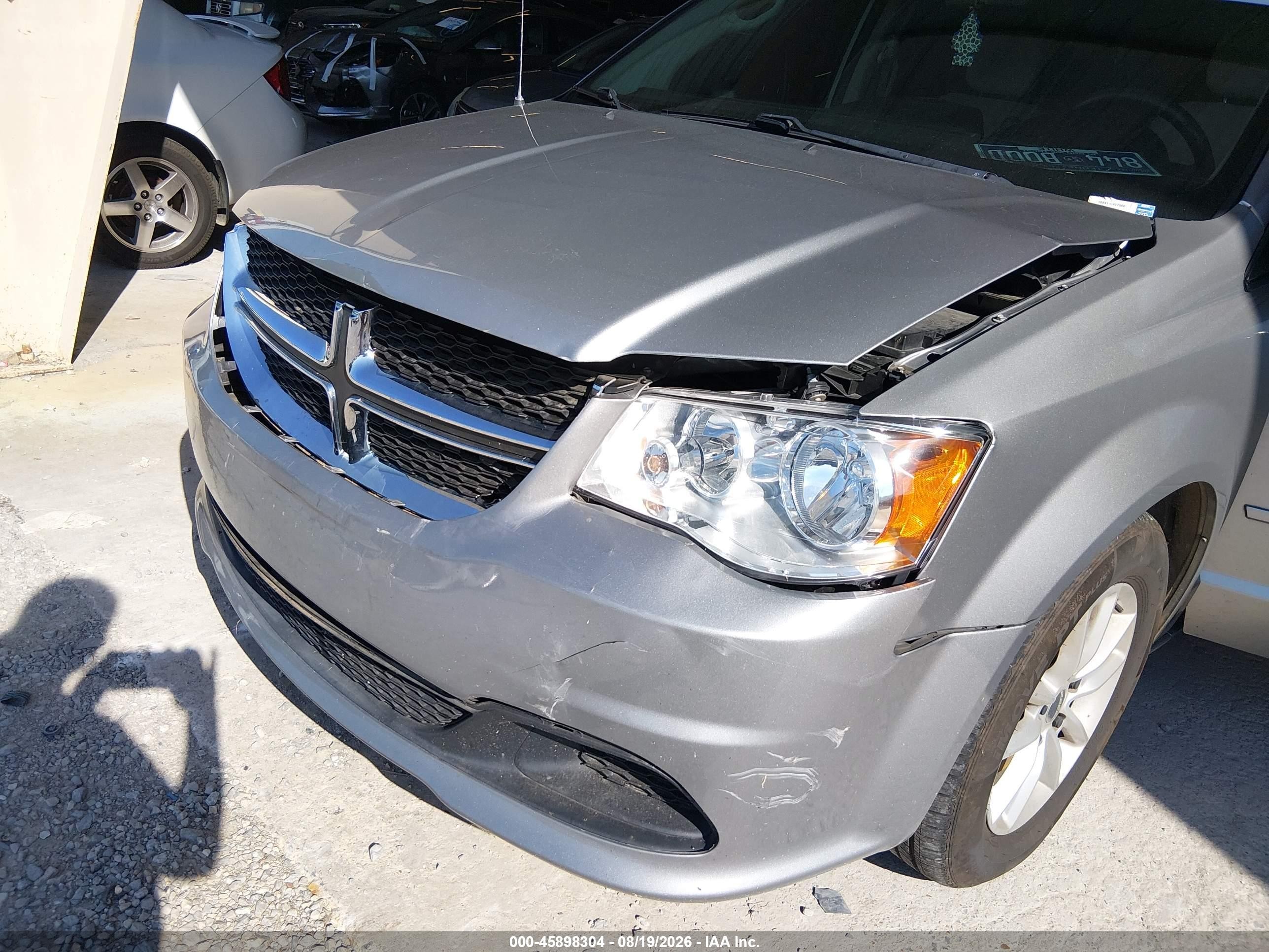 2014 Dodge Grand Caravan Sxt Серебряный vin: 2C4RDGCG5ER230448
