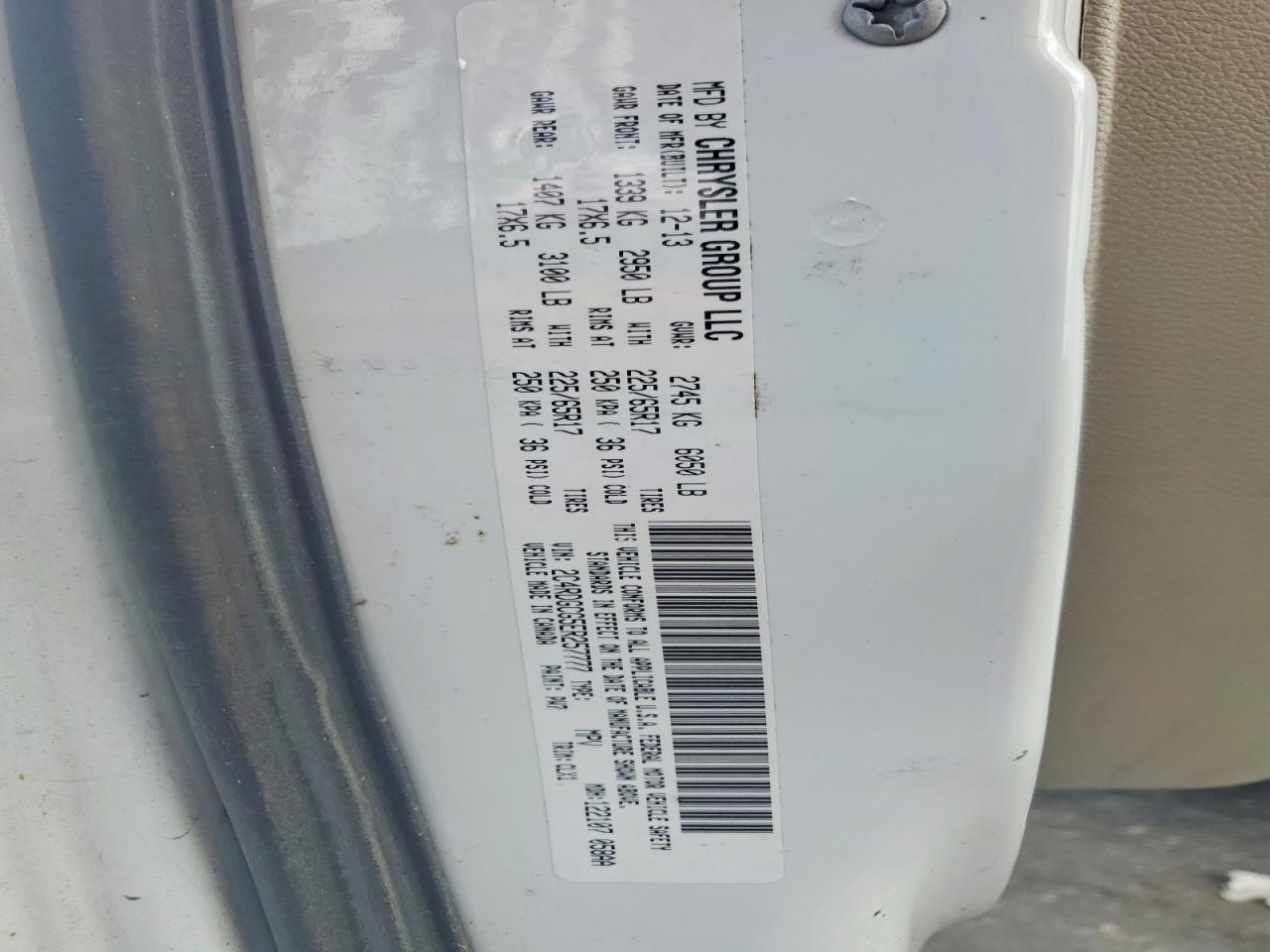 2014 Dodge Grand Caravan Sxt White vin: 2C4RDGCG5ER257777
