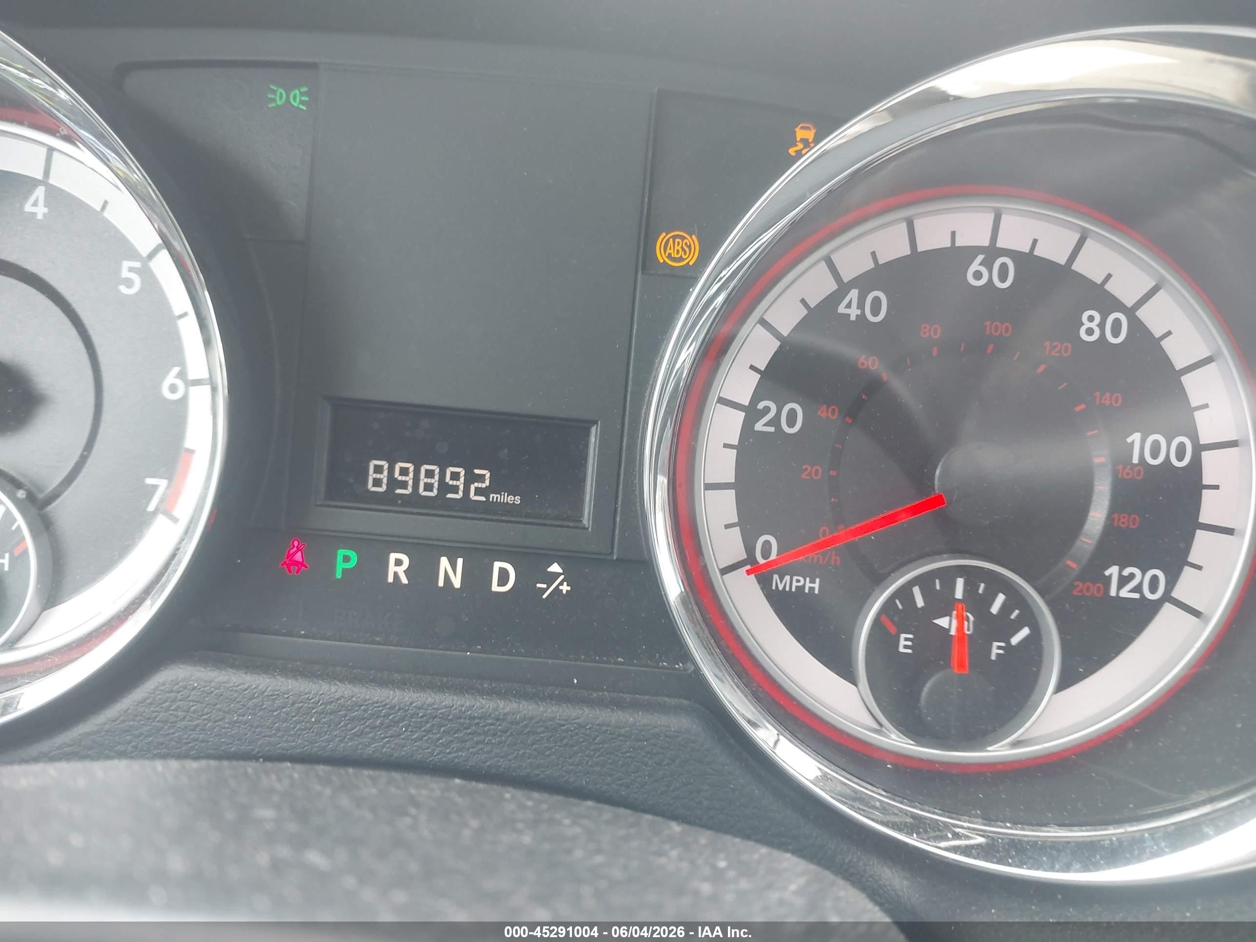 2014 Dodge Grand Caravan Sxt Silver vin: 2C4RDGCG5ER291721