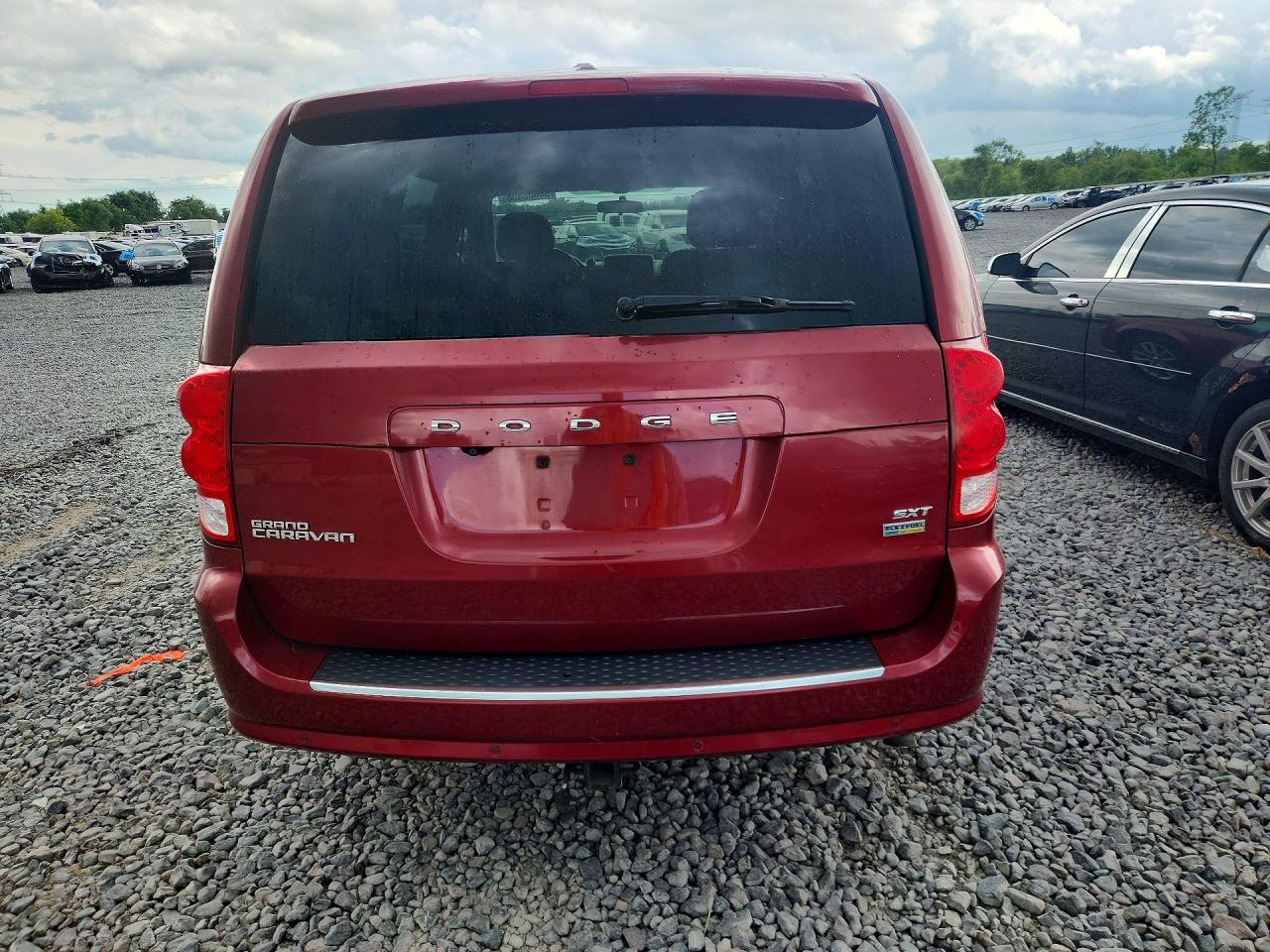 2014 Dodge Grand Caravan Sxt Burgundy vin: 2C4RDGCG5ER427667