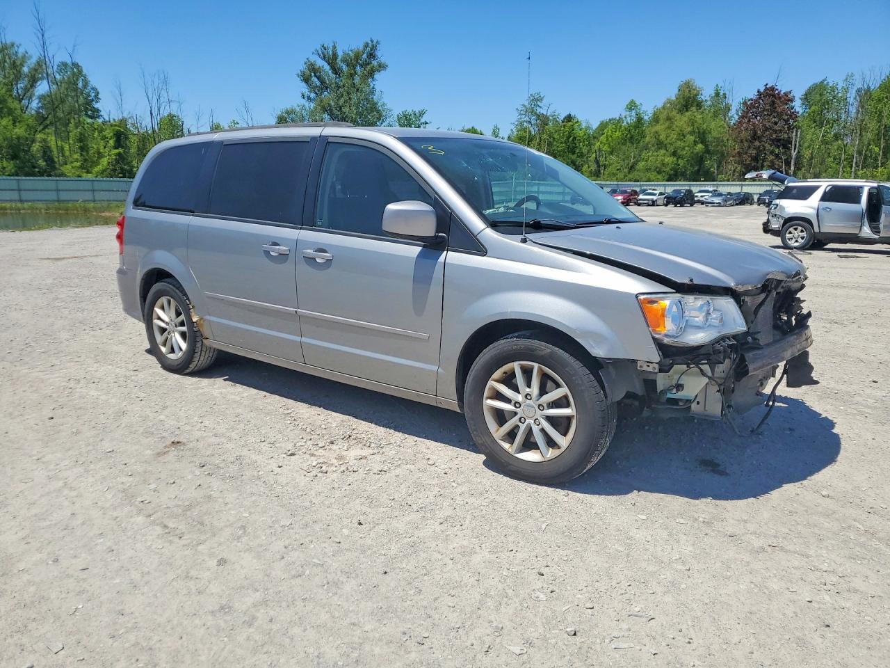 2014 Dodge Grand Caravan Sxt Silver vin: 2C4RDGCG5ER427751